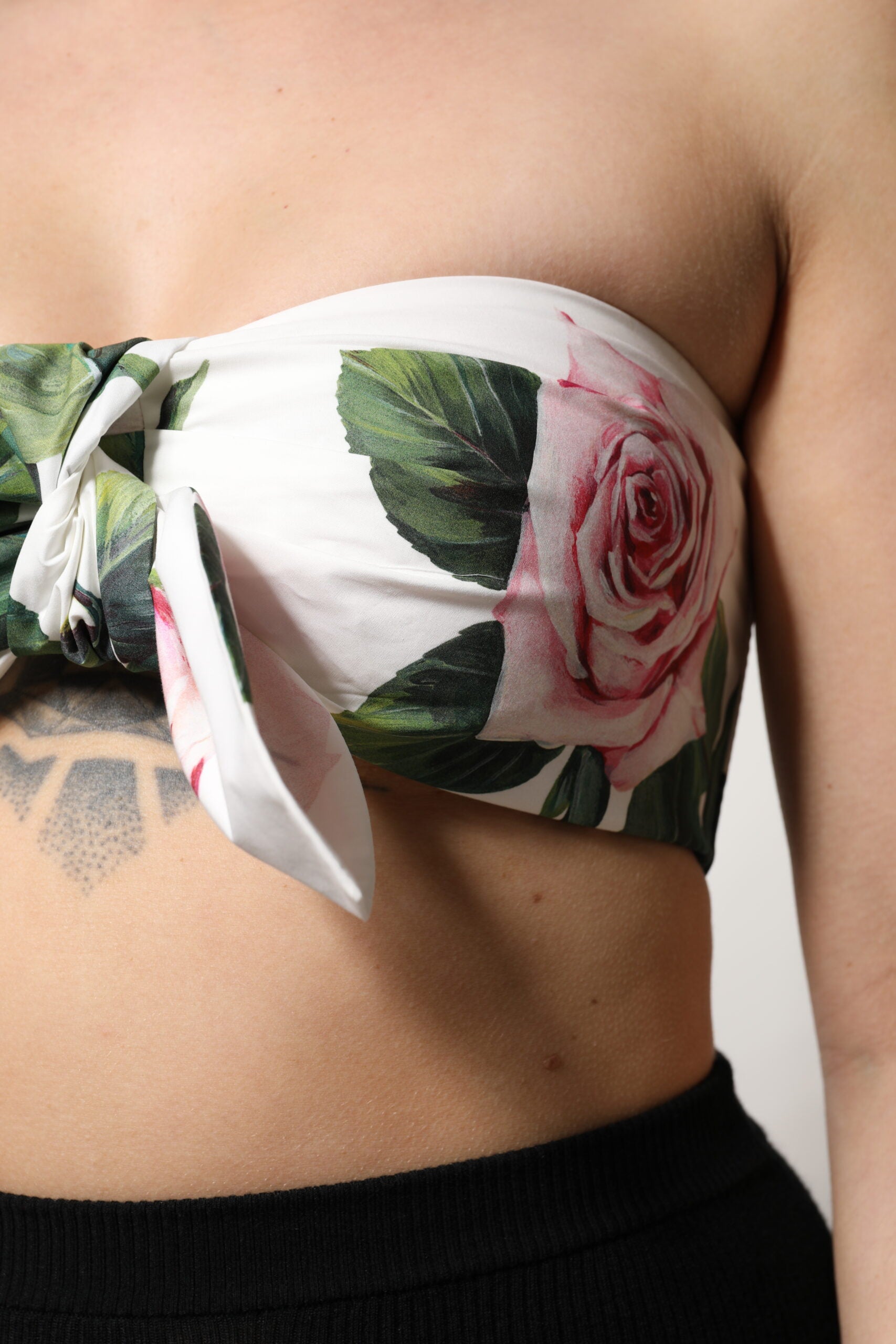 Dolce &amp; Gabbana - Haut bustier court à imprimé floral blanc