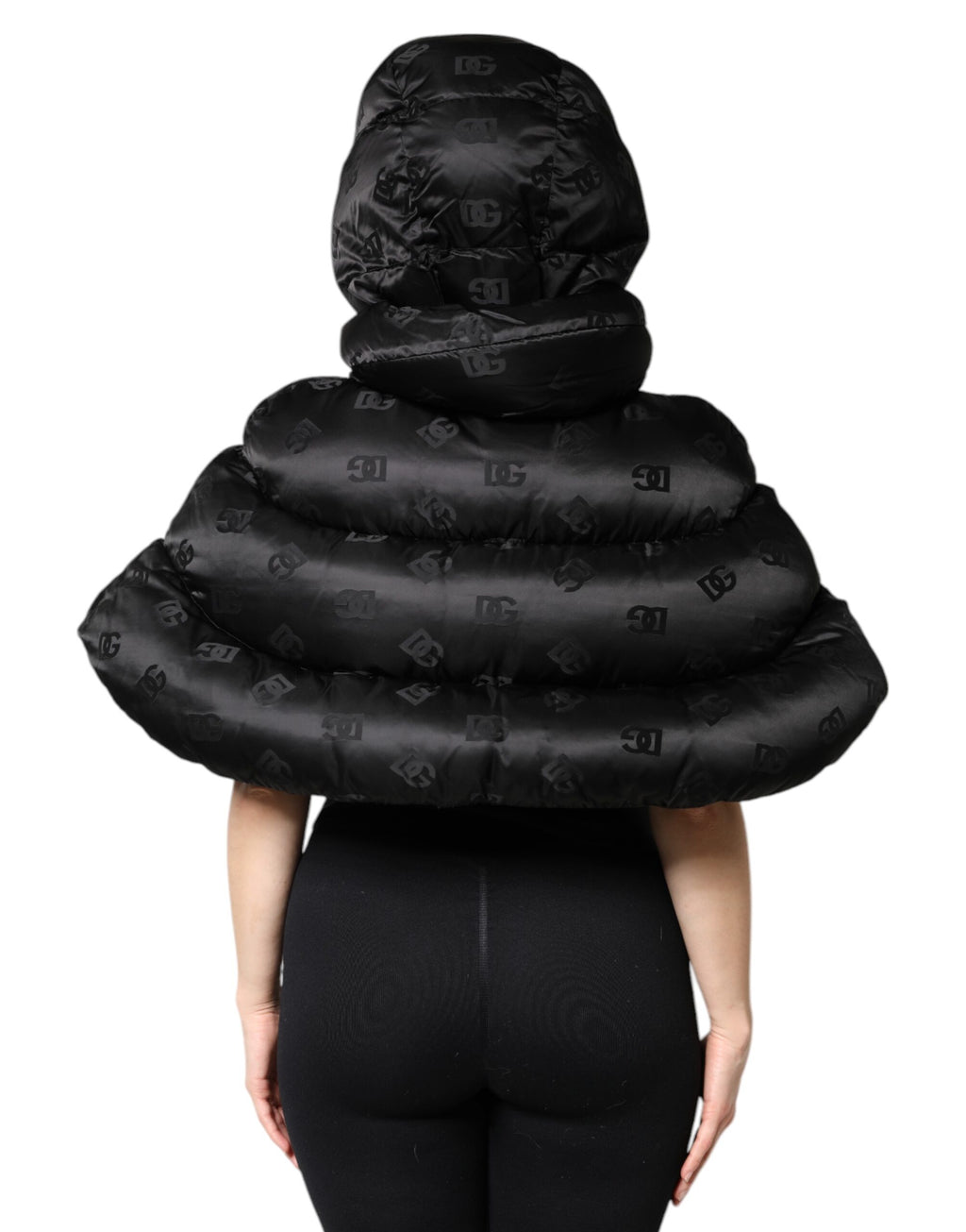 Dolce &amp; Gabbana – Kurze, wattierte Pufferjacke mit Kapuze und durchgehendem Reißverschluss in Schwarz