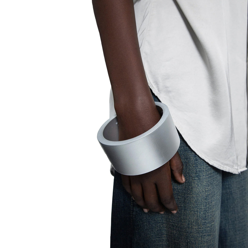 MM6 Maison Margiela Logo Engaved Large Bracelet