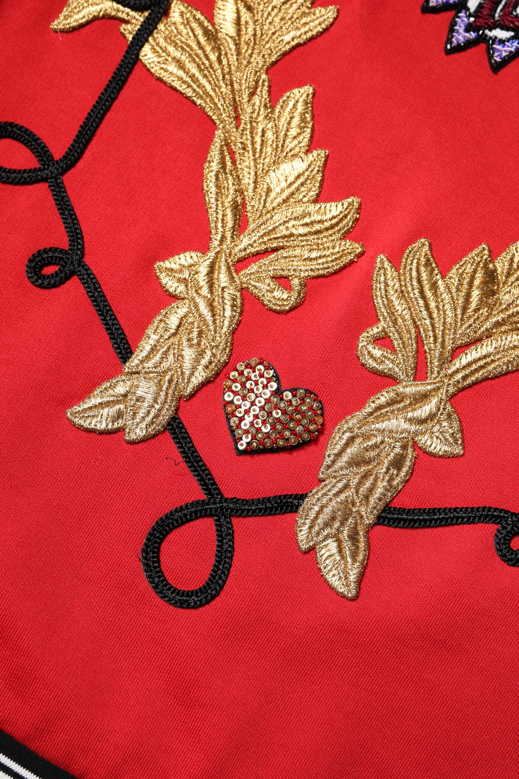 Dolce &amp; Gabbana Roter Pullover mit Pailletten aus Baumwolle „Queen“