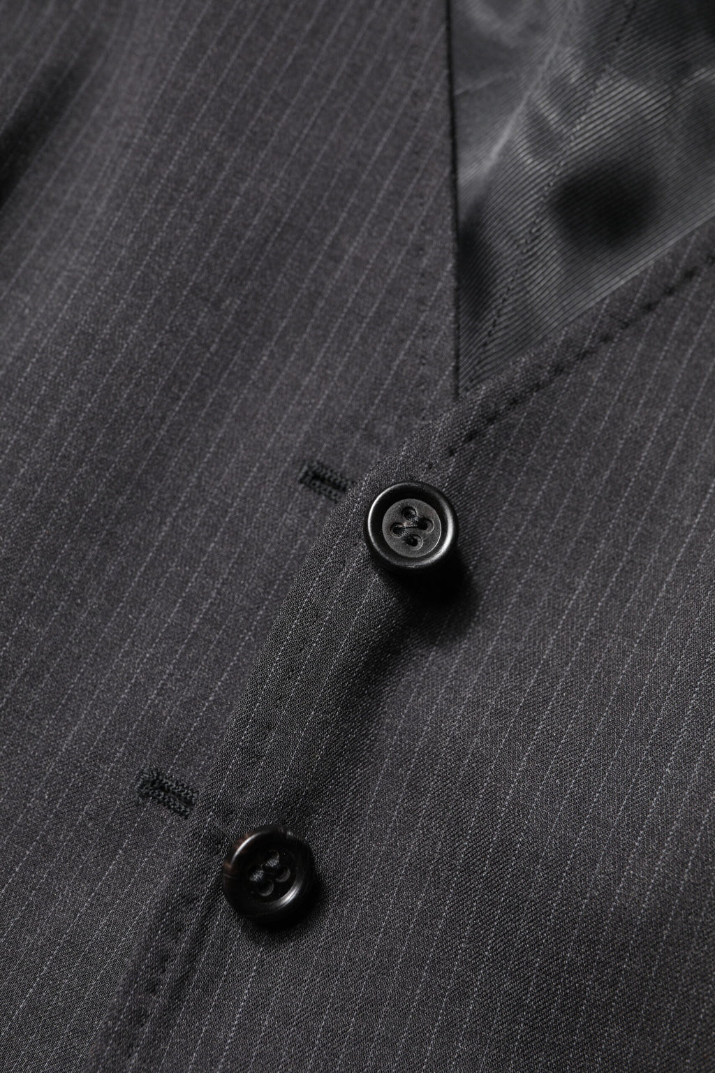 Dolce &amp; Gabbana – Schwarzes, gestreiftes, ärmelloses Westentop mit Knopfleiste