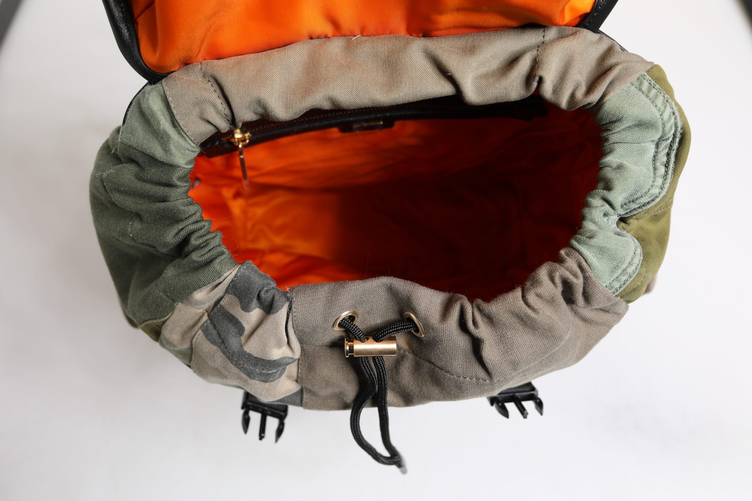 Sac à dos de voyage militaire patchwork vert Dolce &amp; Gabbana