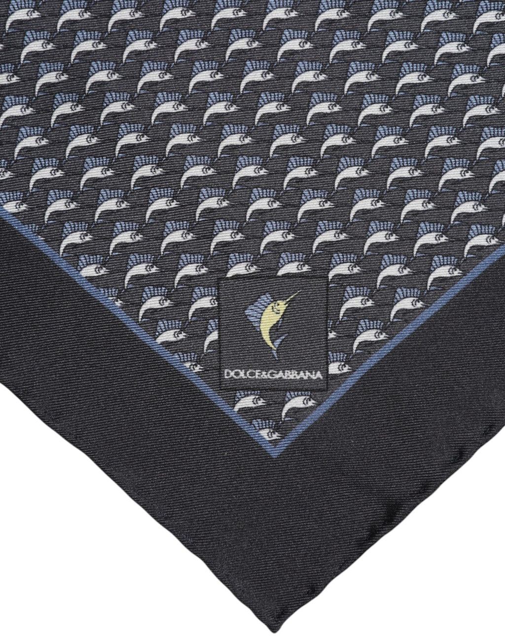 Dolce &amp; Gabbana – Quadratischer Seidenschal mit schwarzem Fischdruck für Herren