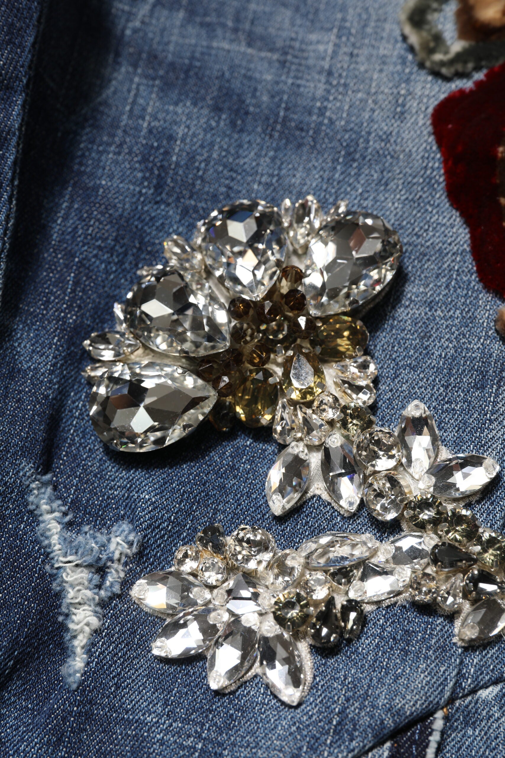 Jean en denim bleu orné de strass Dolce &amp; Gabbana