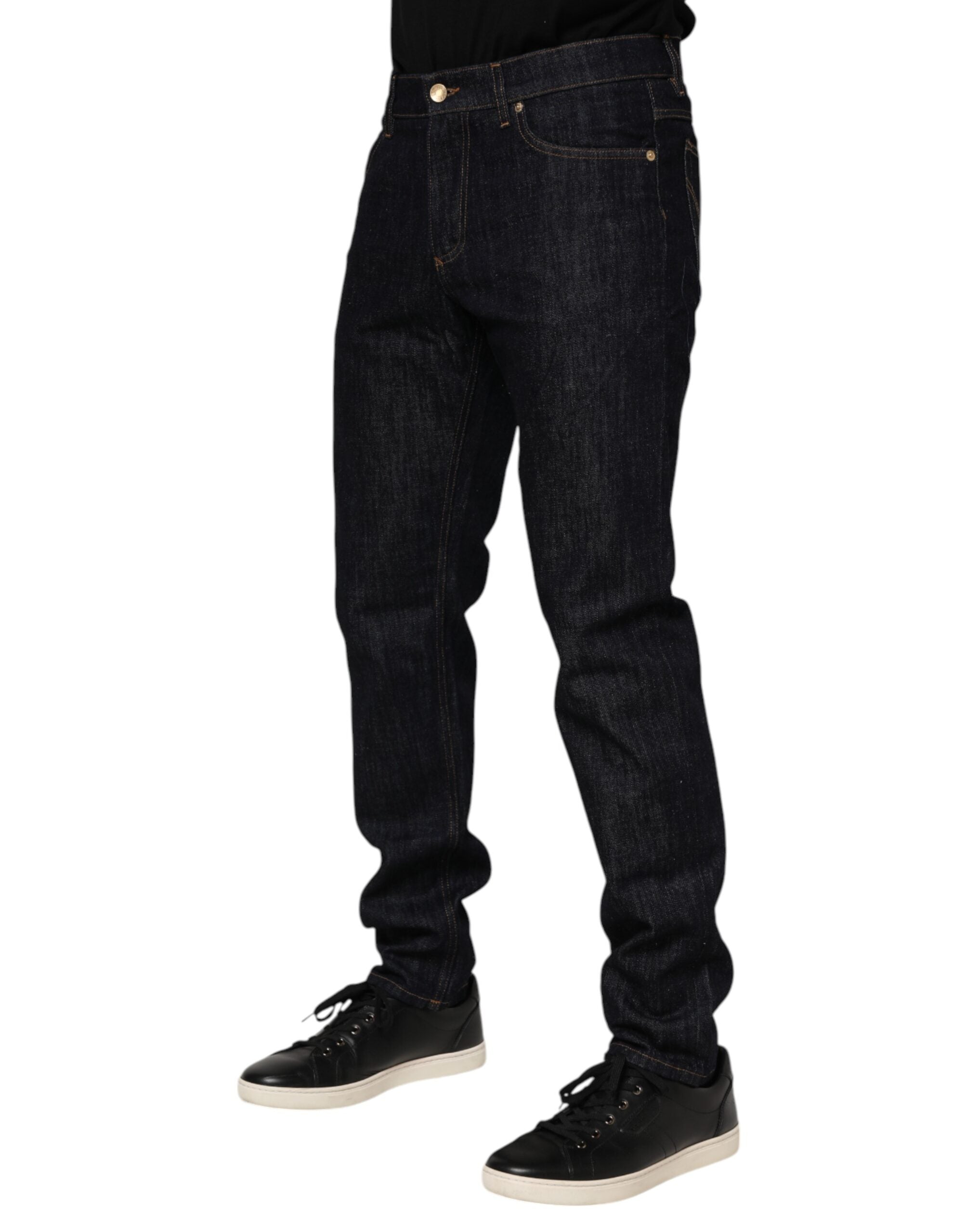 Jean en denim bleu foncé avec plaque logo Dolce &amp; Gabbana pour homme