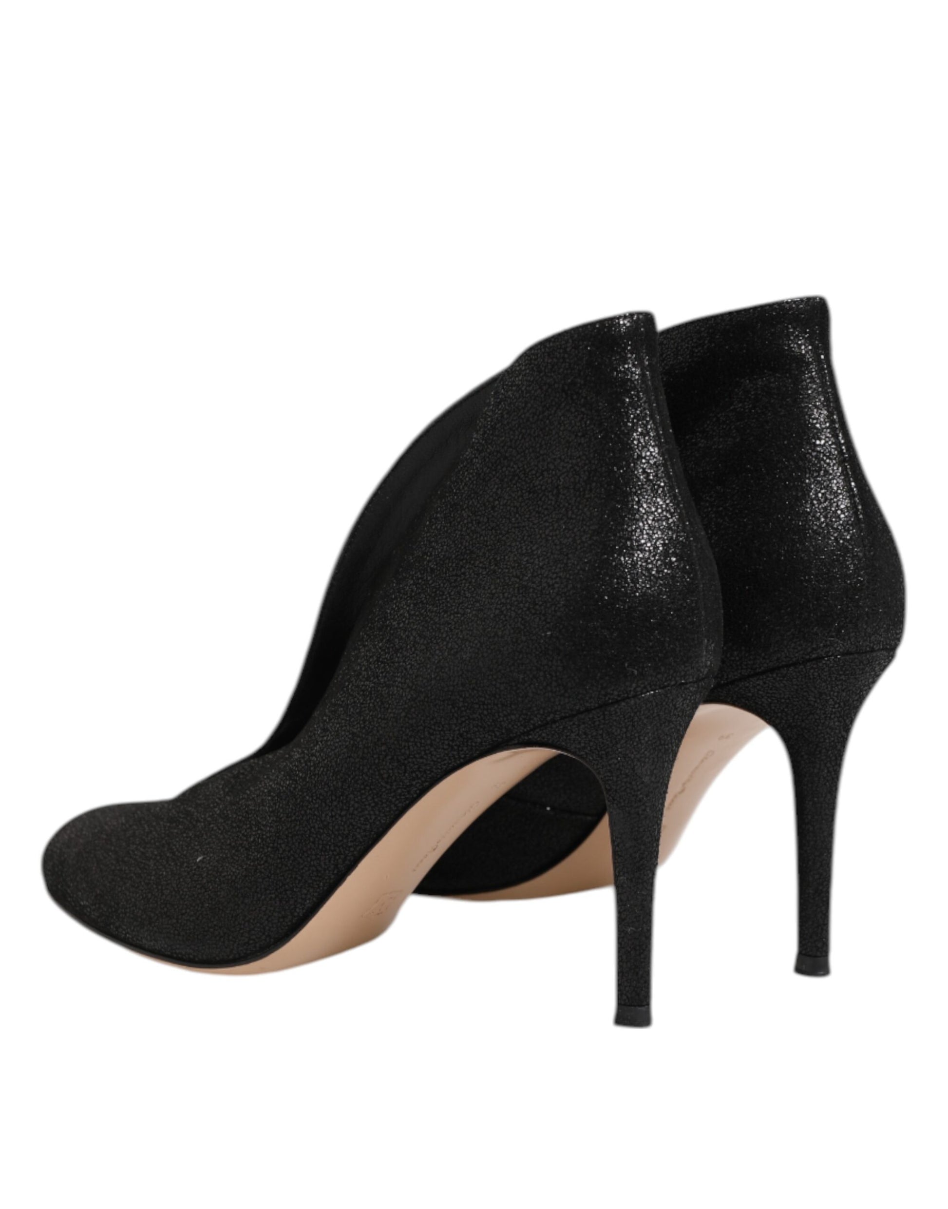 Gianvito Rossi – Pumps mit Stilettoabsatz in Metallic-Schwarz