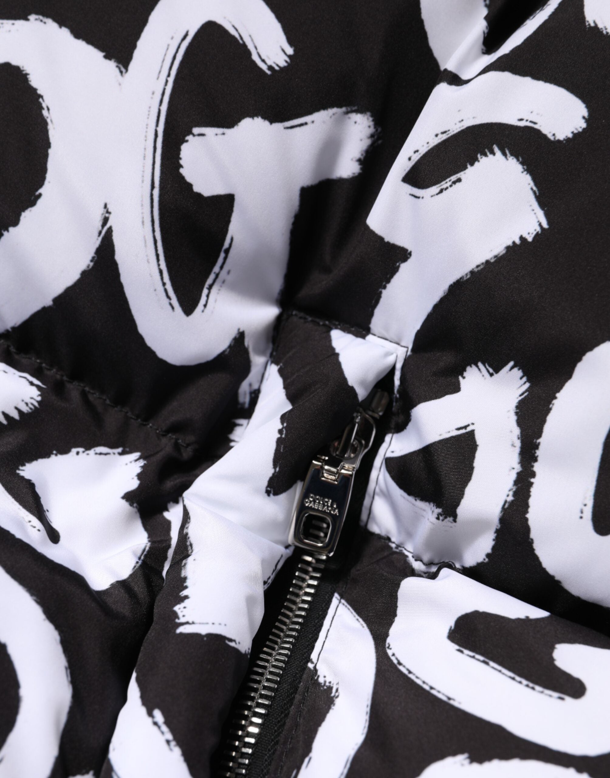 Dolce &amp; Gabbana – DG Mania – Langer Mantel mit Kapuze in Schwarz und Weiß