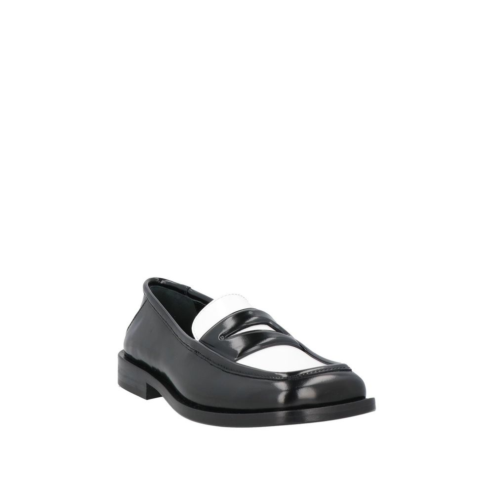 Les mocassins Attico AMANDA