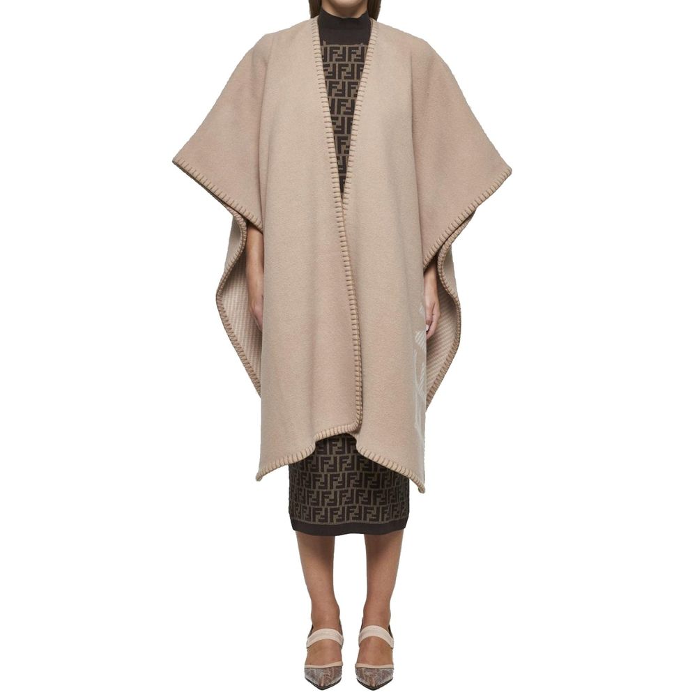 Poncho Fendi en laine et cachemire