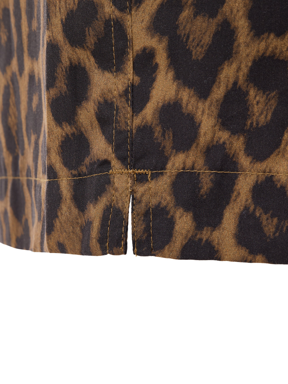 Tom Ford Men's Leopard Print Soft Shorts with Drawstring Leopardato – Siebentaschen