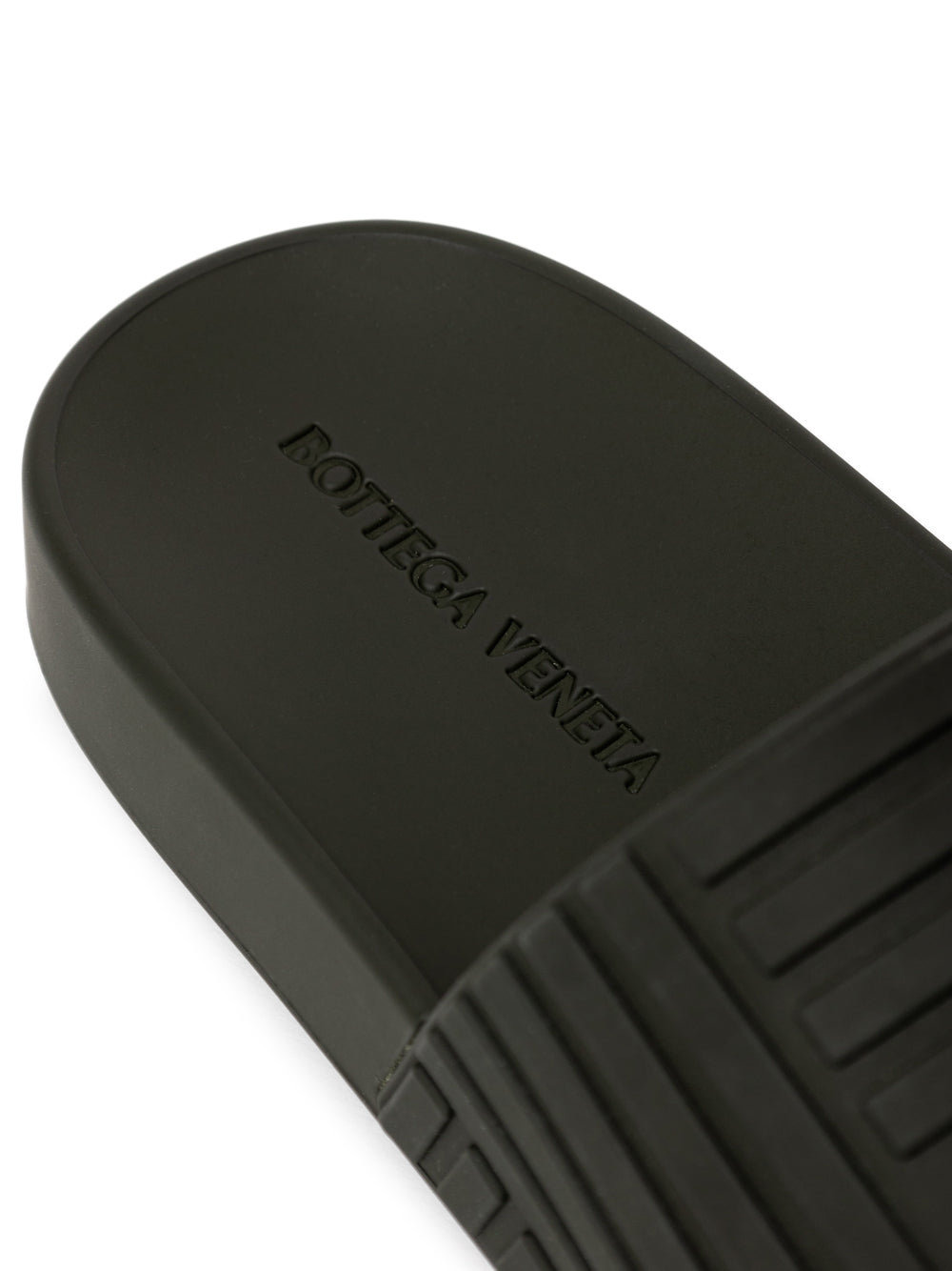 Bottega Veneta Black Rubber Intrecciato Carpet Sliders – Siebentaschen
