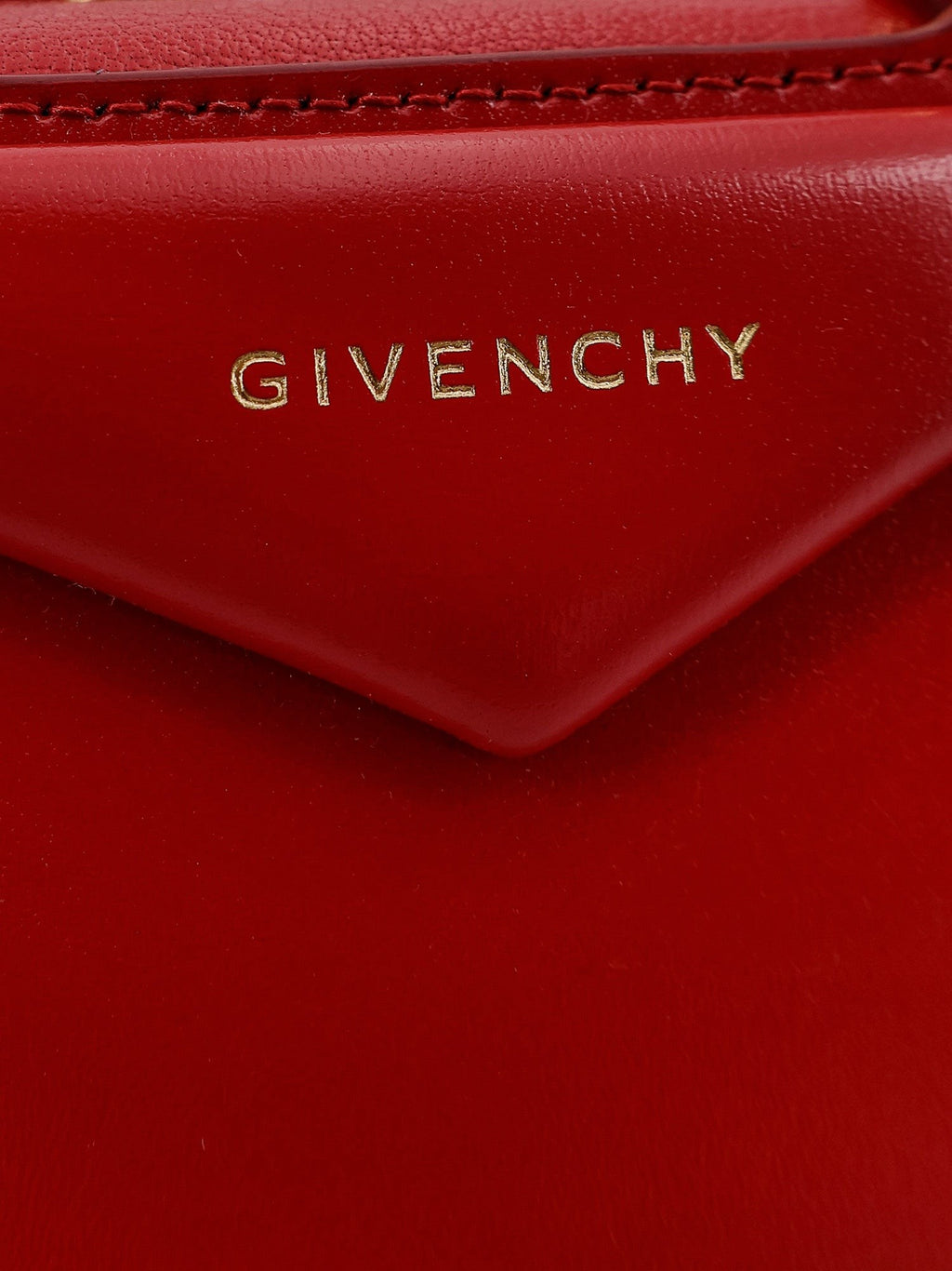 Givenchy Antigona East West Small leather shoulder bag