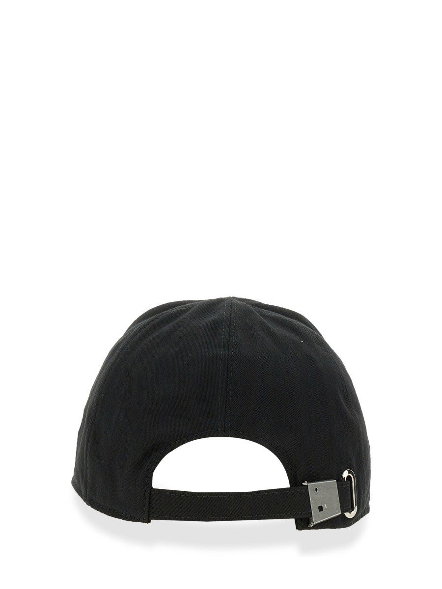 baseball-hat-with-logo