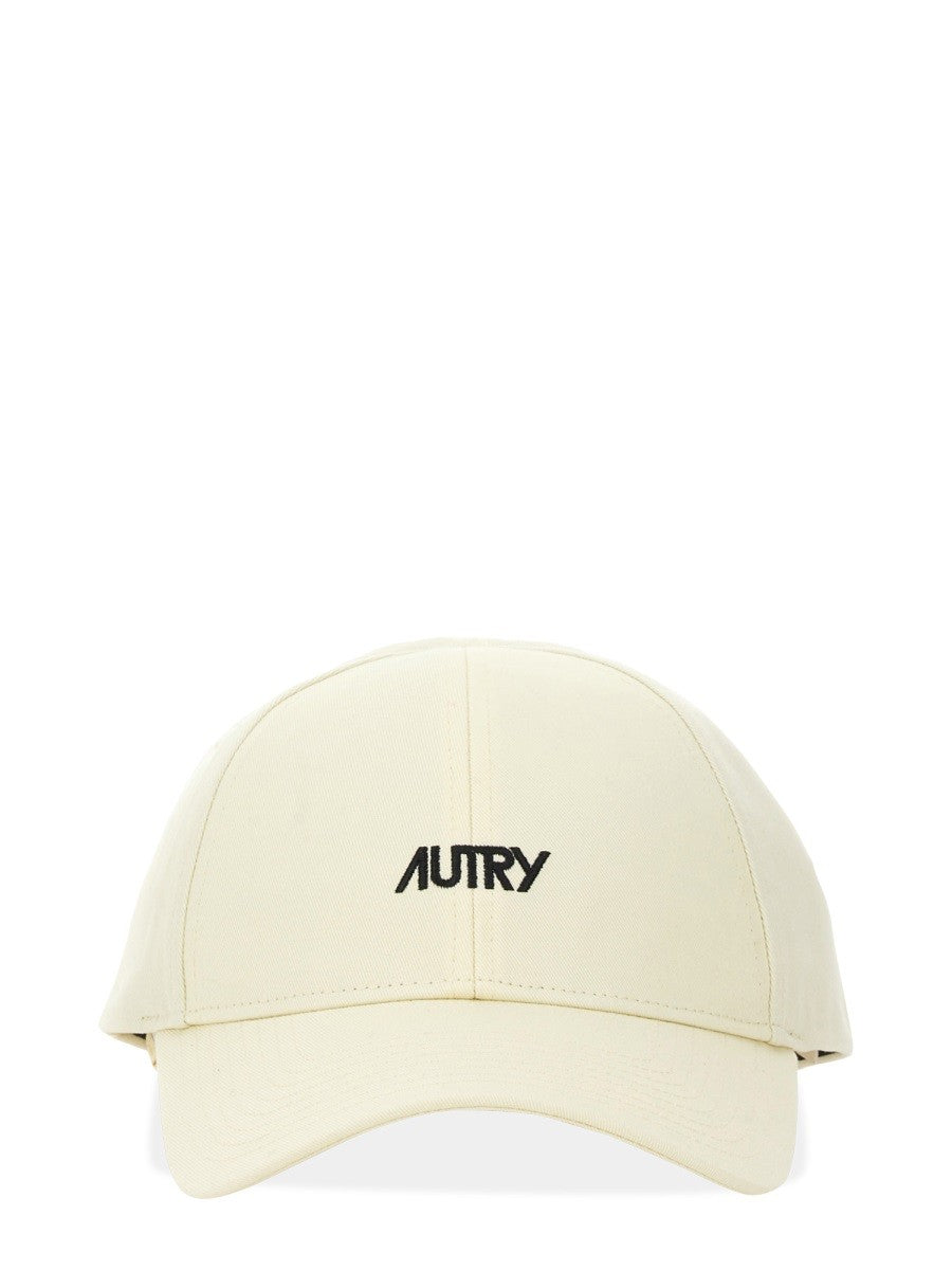 baseball-hat-with-logo