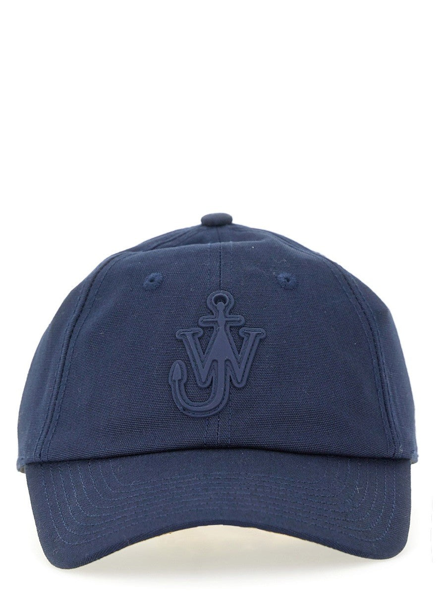 baseball-hat-with-logo
