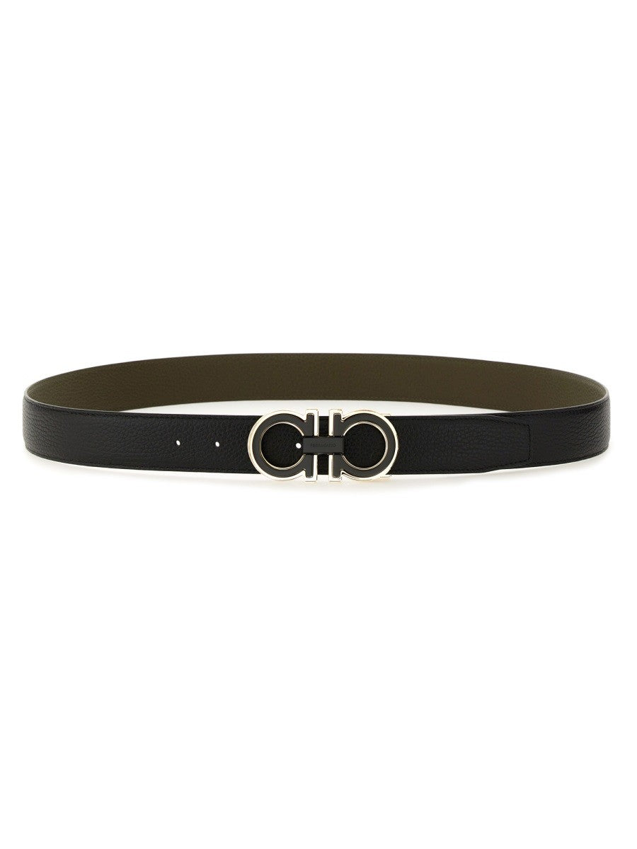 belt-with-hooks