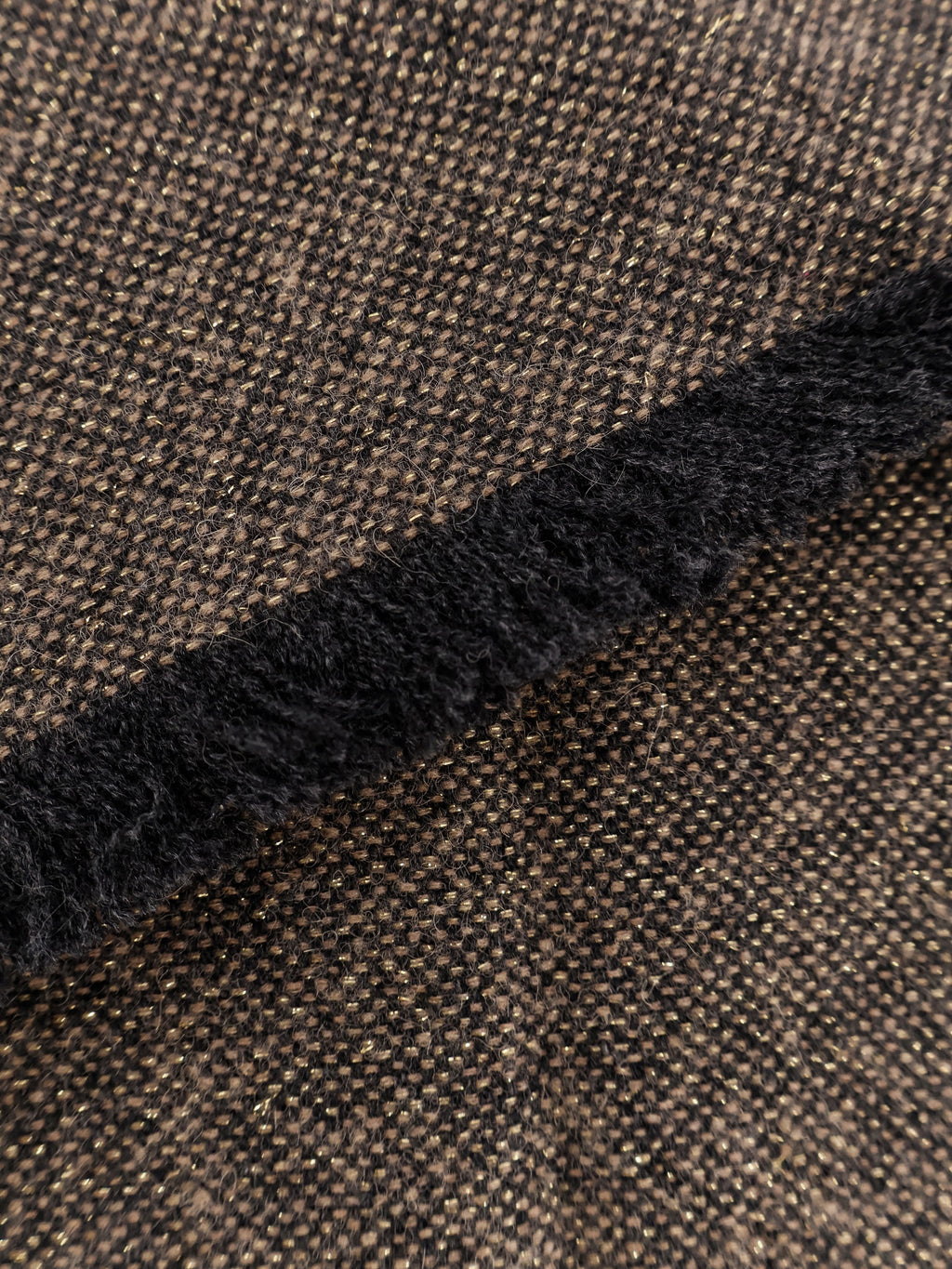 Brunello Cucinelli Cashmere blend scarf with lurex profiles