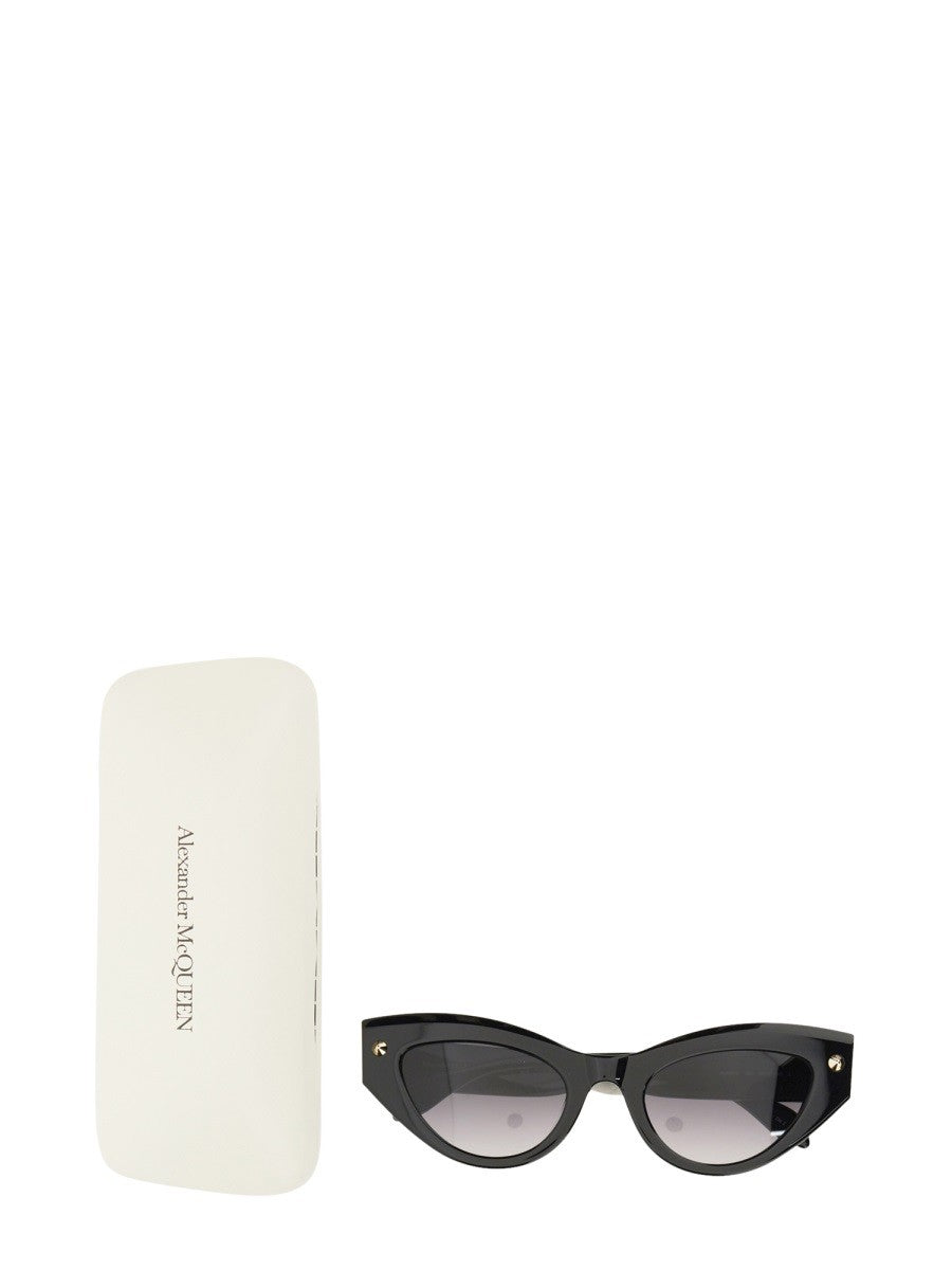 cat-eye-sunglasses-spike-studs