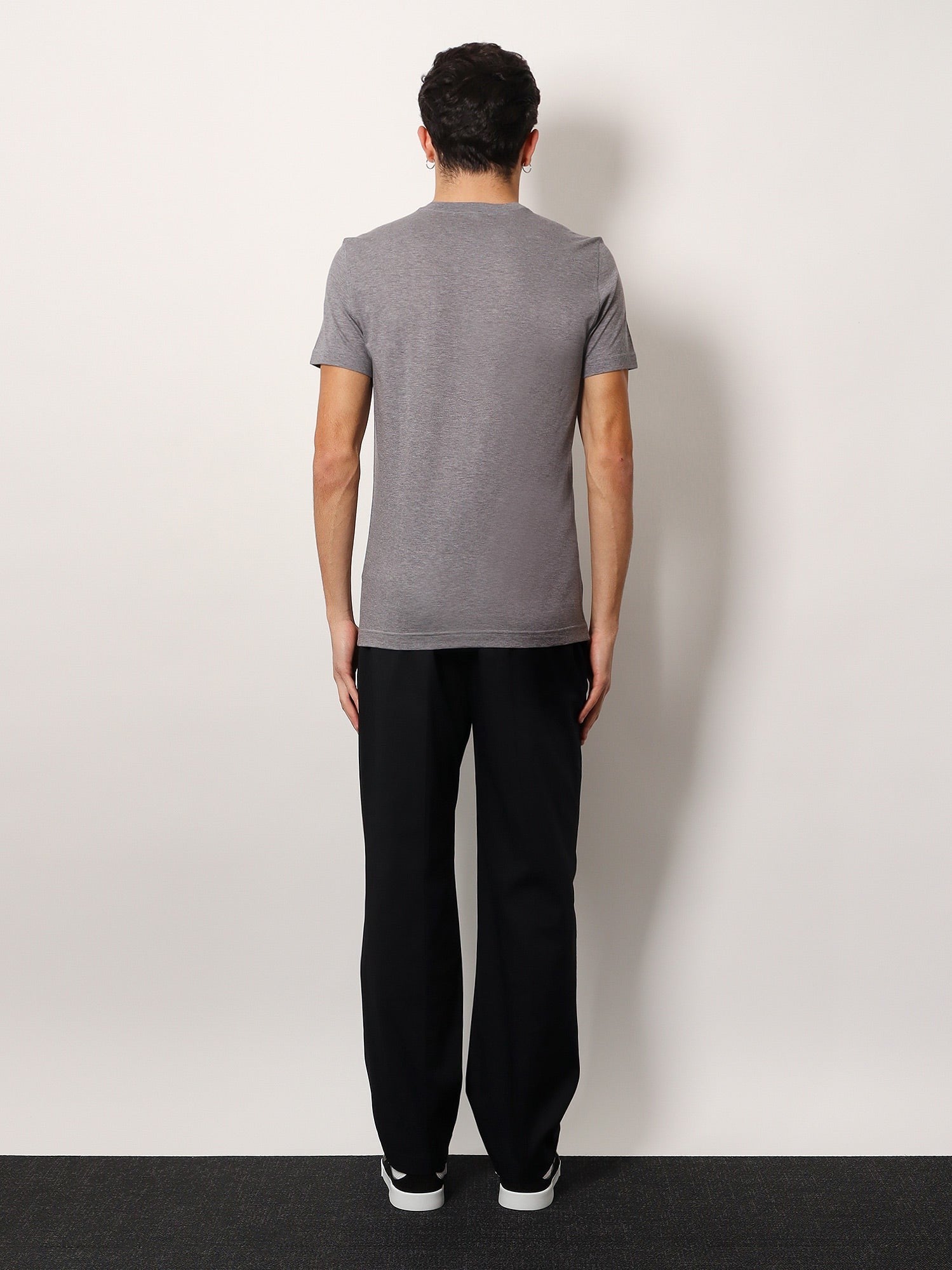 Dolce & Gabbana Cotton t-shirt with metal logo detail