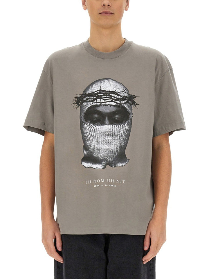 IH NOM UH NIT CROWN MASK PRINT T-SHIRT
