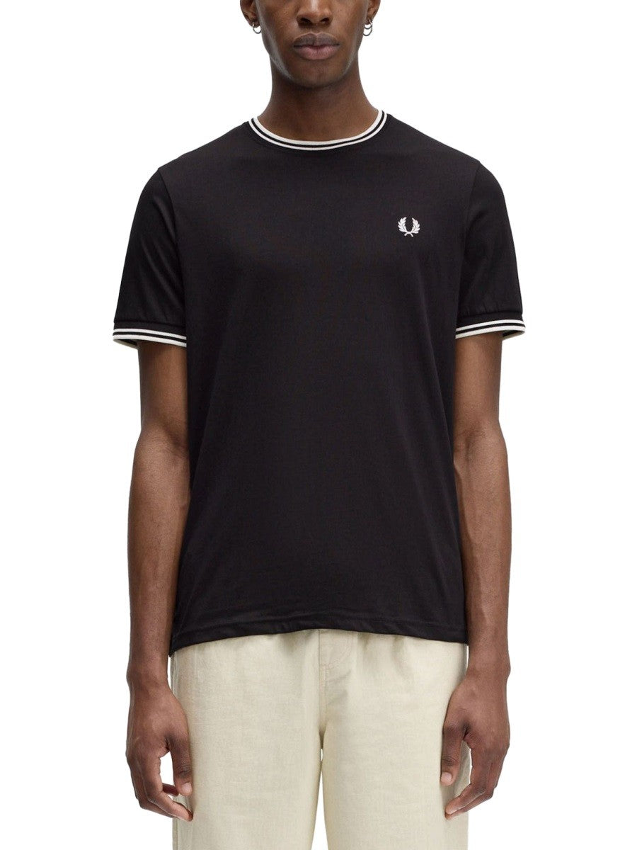 FRED PERRY DOUBLE STRIPE T-SHIRT