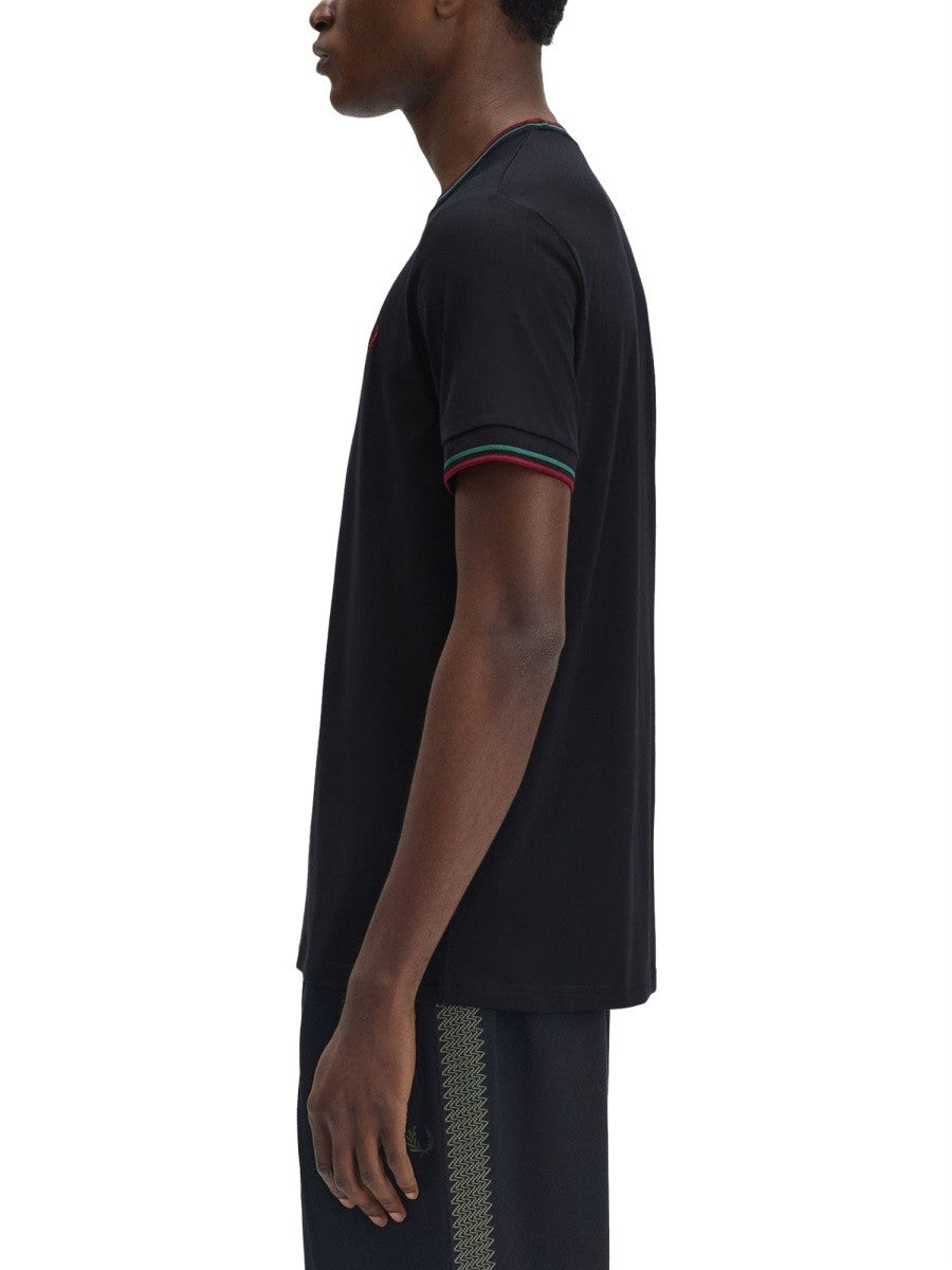 FRED PERRY DOUBLE STRIPE T-SHIRT
