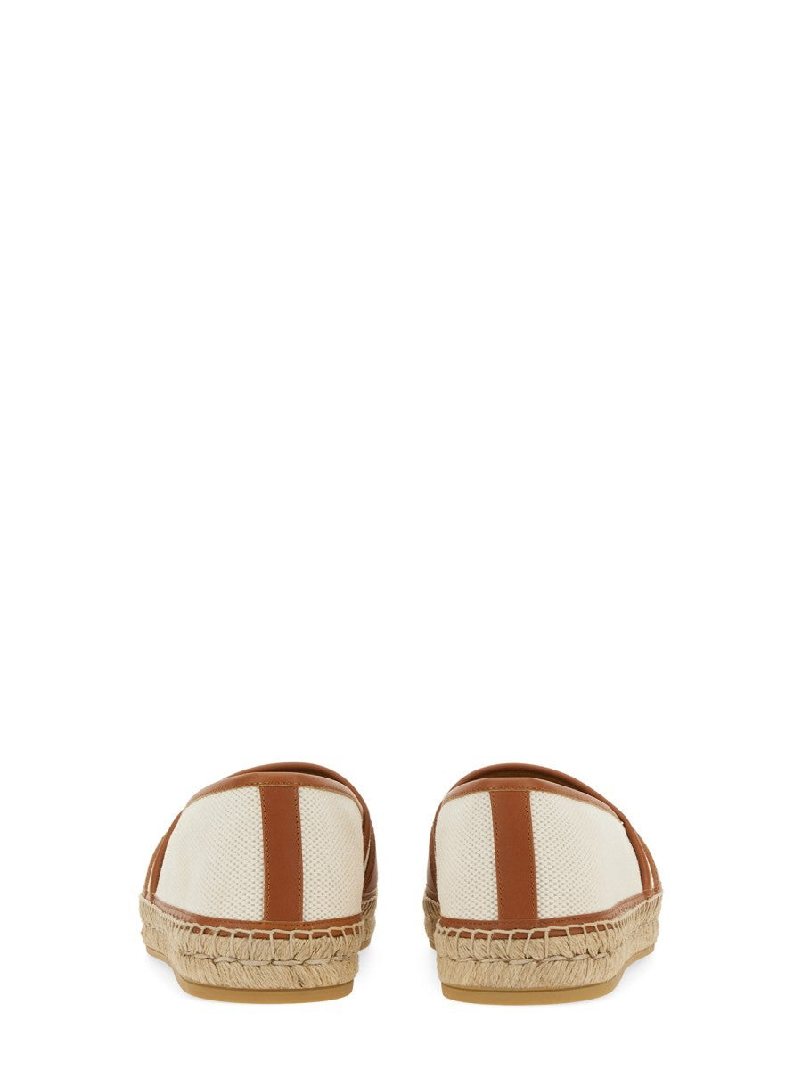 Gucci ESPADRILLES WITH CROSS GG