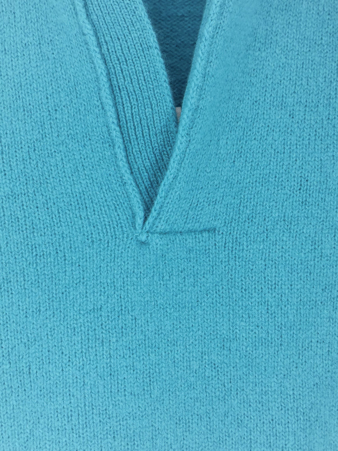 Laneus Extrafine merino wool and cashmere sweater