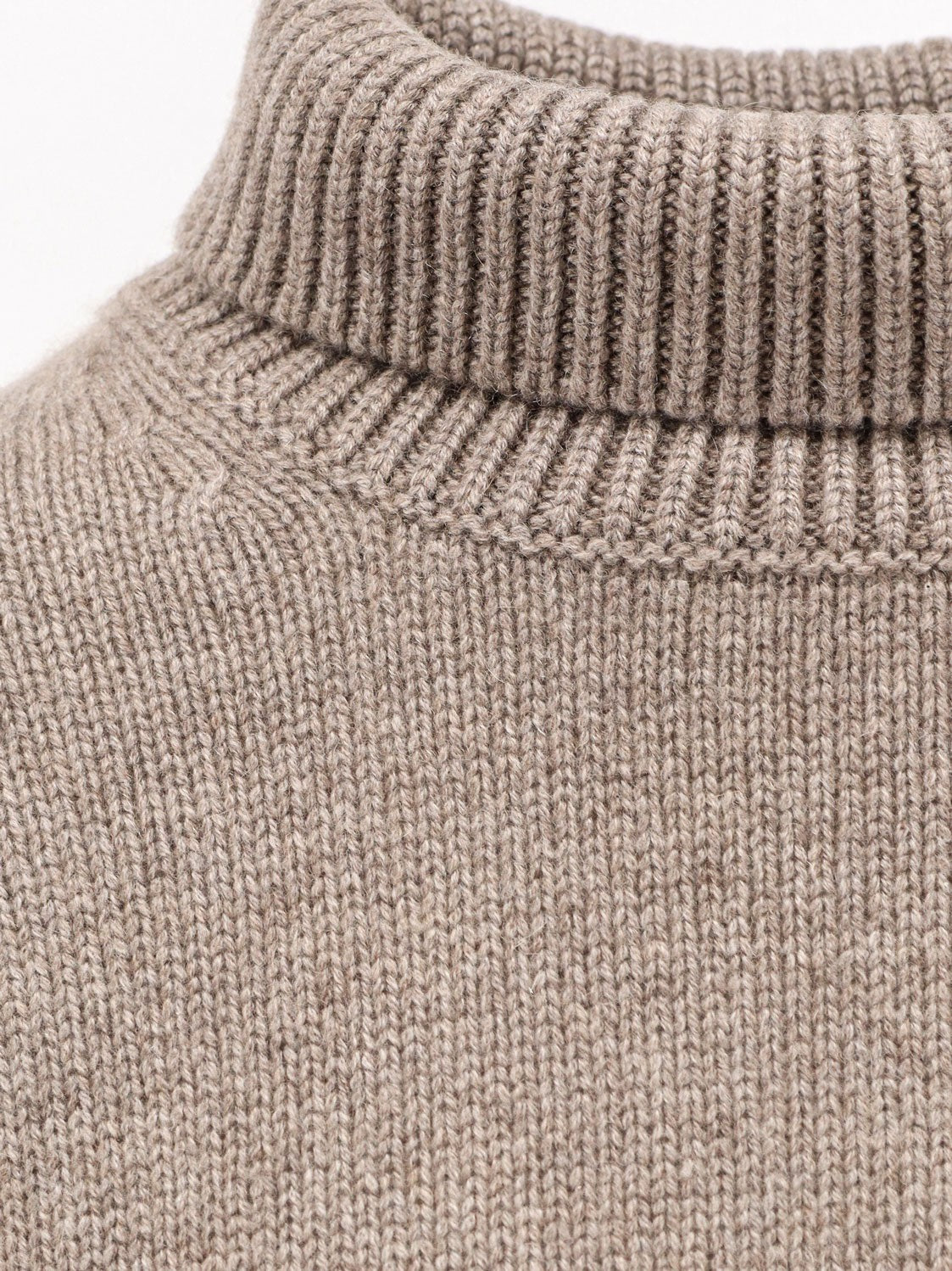 LISA YANG Heidi cashmere turtleneck