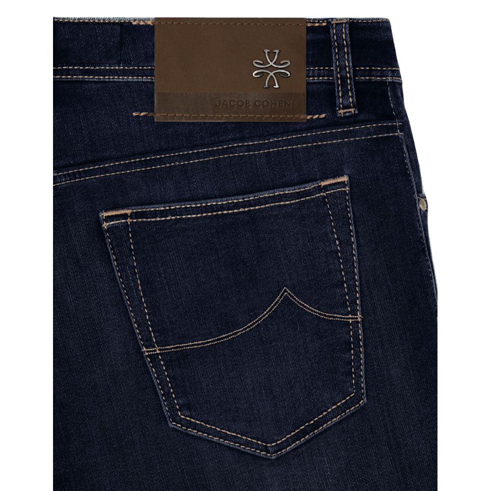 Jacob Cohen Nick Blue Jeans close-up of back pocket and brown leather brand patch
