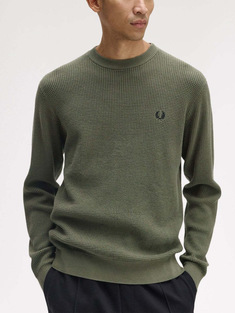 FRED PERRY KNIT WITH EMBOSSED WORK