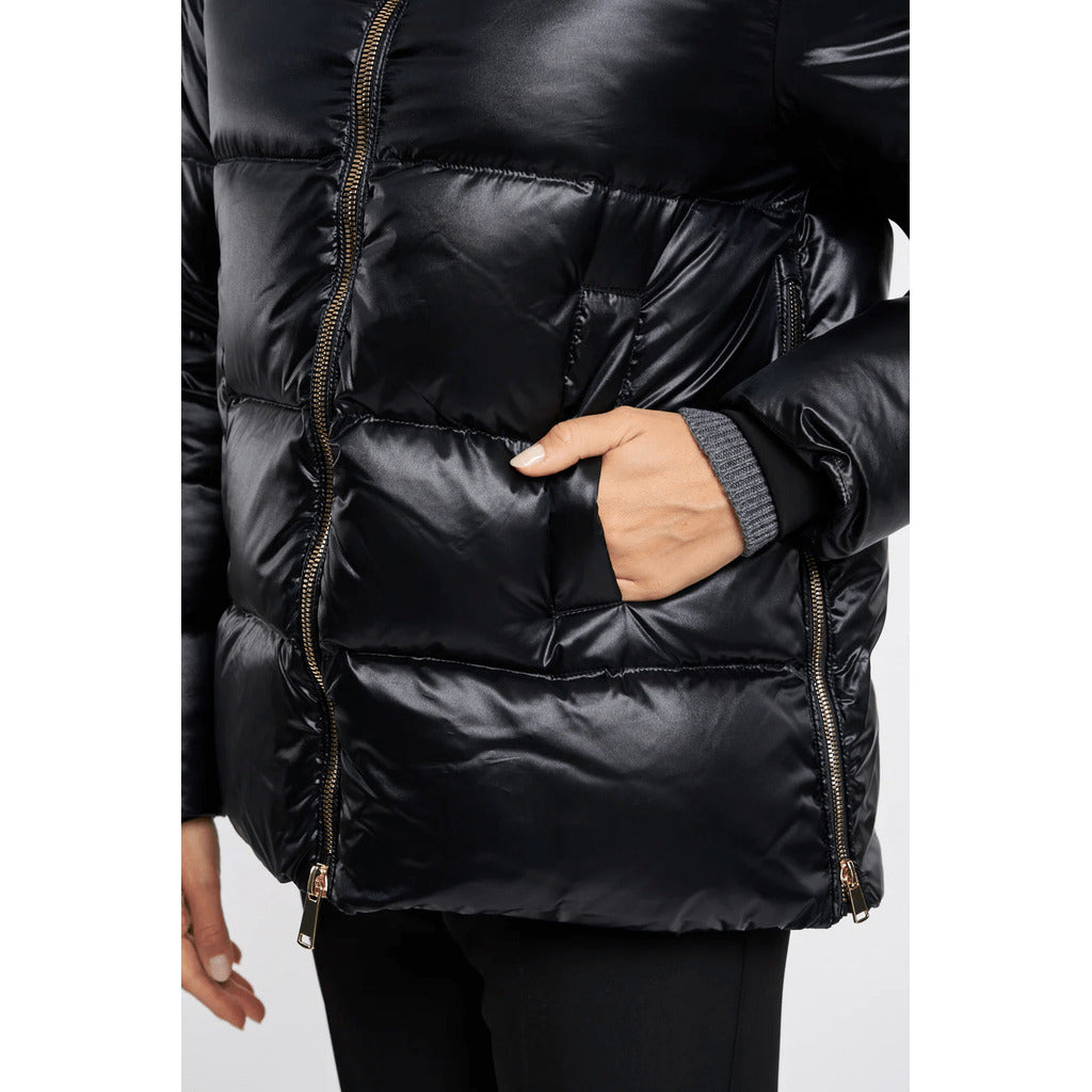 People Of Shibuya Quilted Down Jacket In Ultralight Technical Fabric Gold — view 8