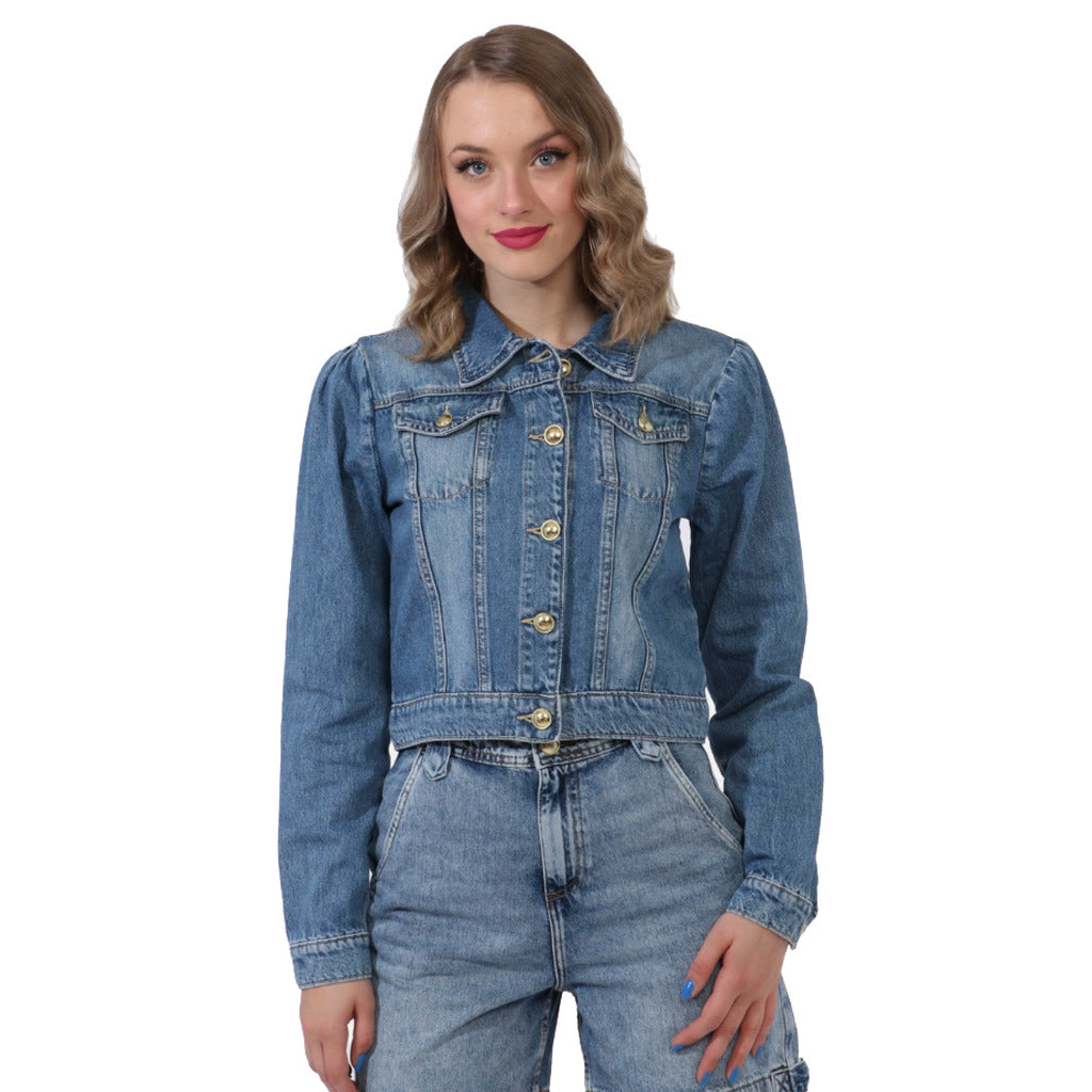 Yes Zee short jacket in slightly faded blue cotton denim