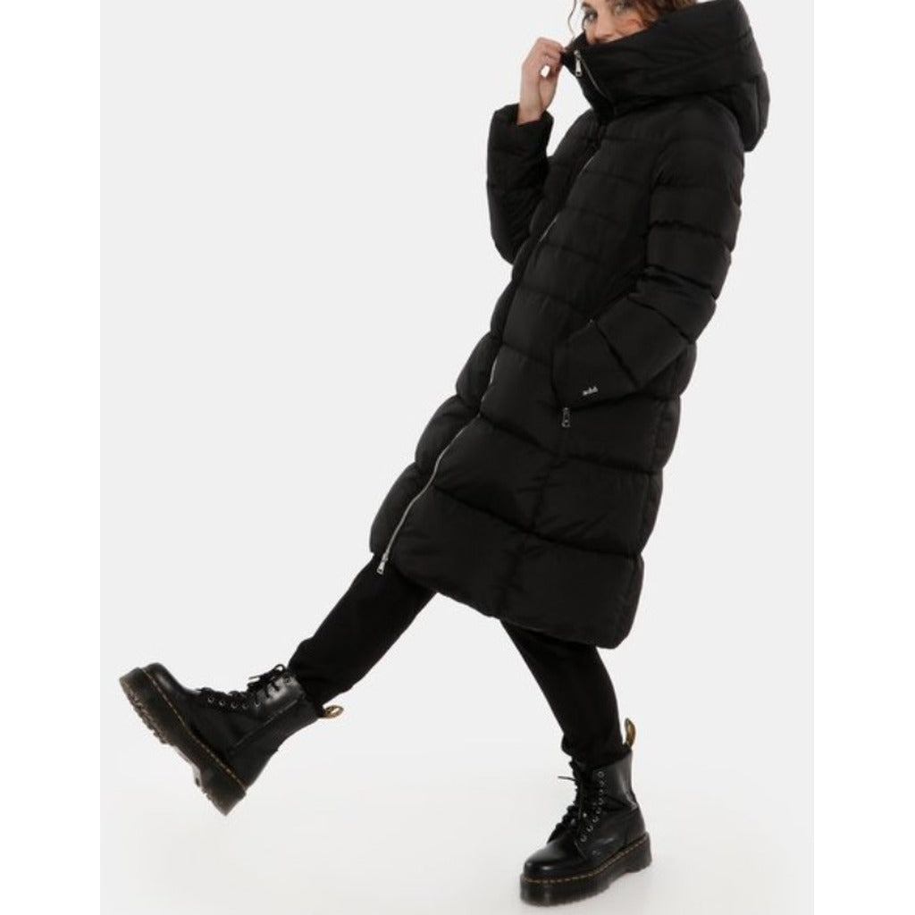 Add Long Black Colored Down Jacket In Water-Repellent
