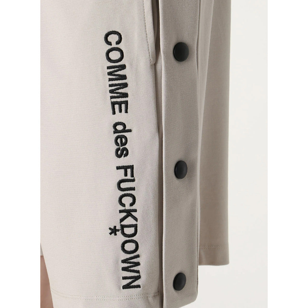Comme des Fuckdown Viscose Shorts Beige
