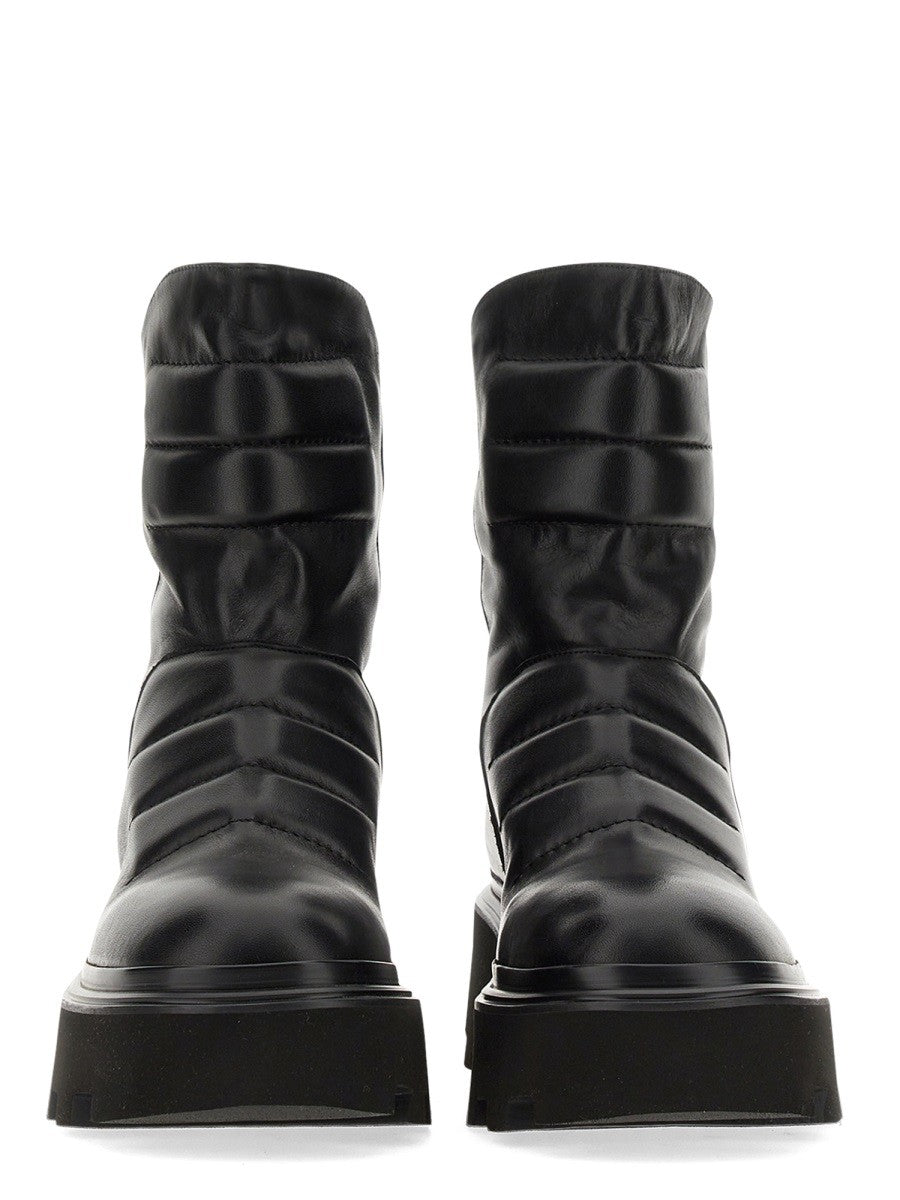 ELENA IACHI LEATHER BOOT
