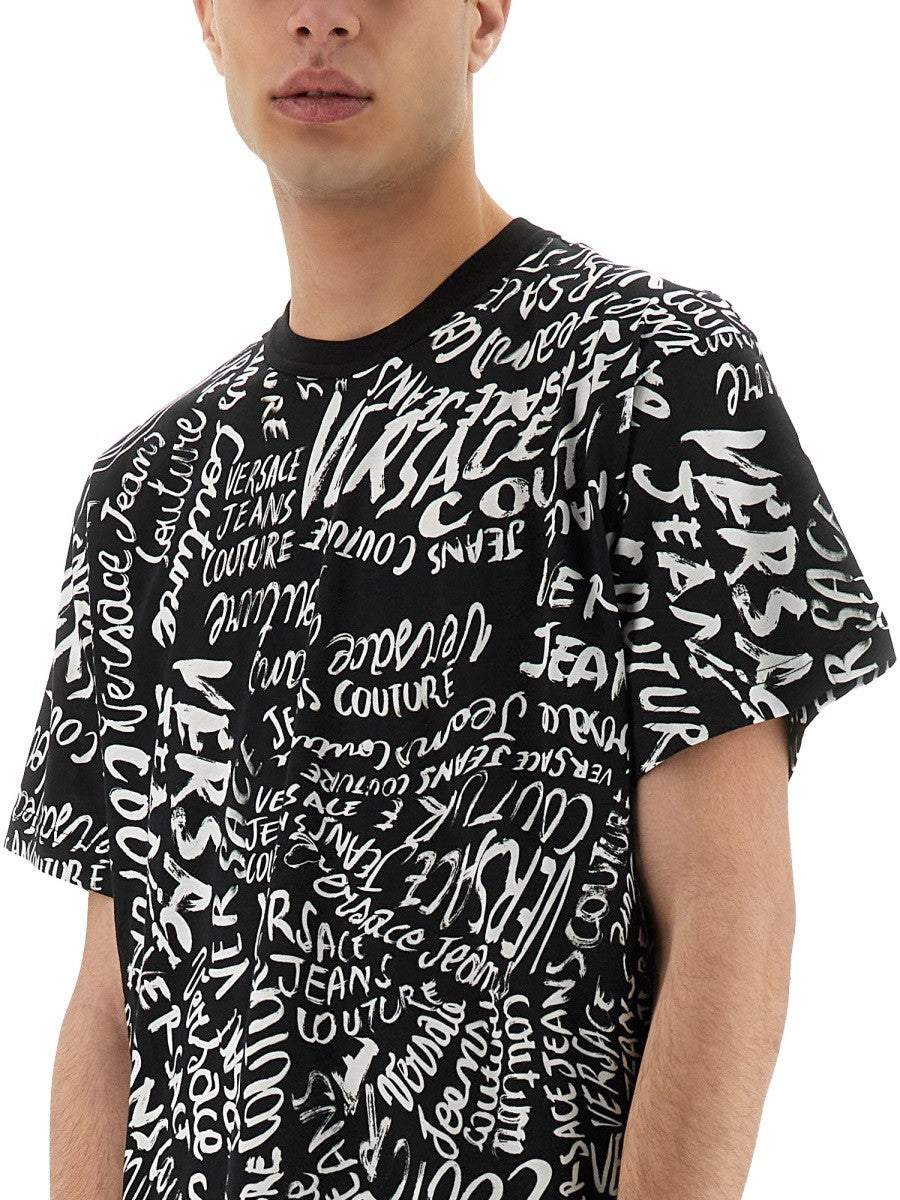 Versace Jeans Couture LOGOMANIA PRINT T-SHIRT
