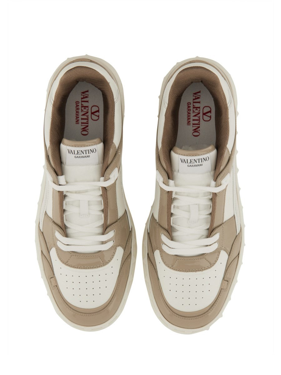 Valentino Garavani LOW TOP SNEAKER "FREEDOTS"
