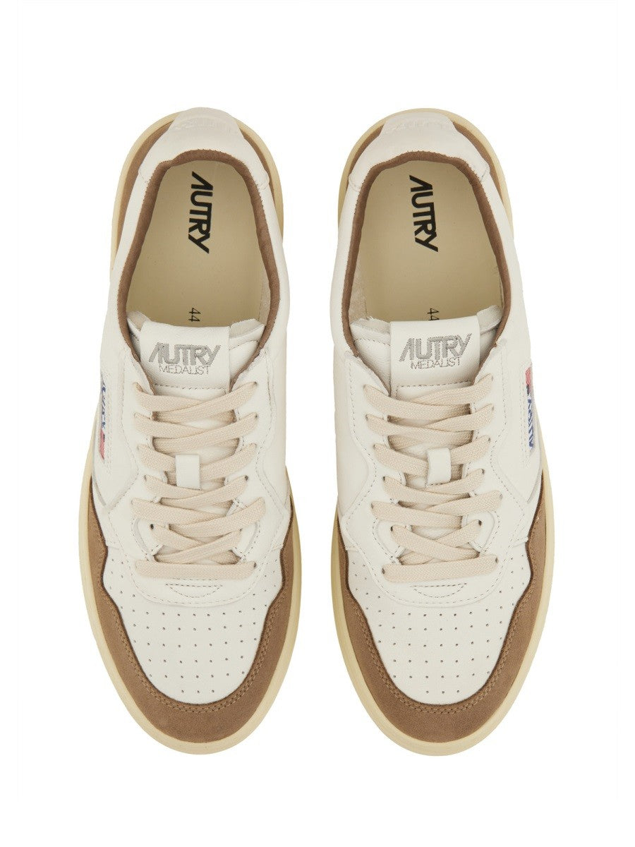 Autry "MEDALIST" LOW SNEAKER
