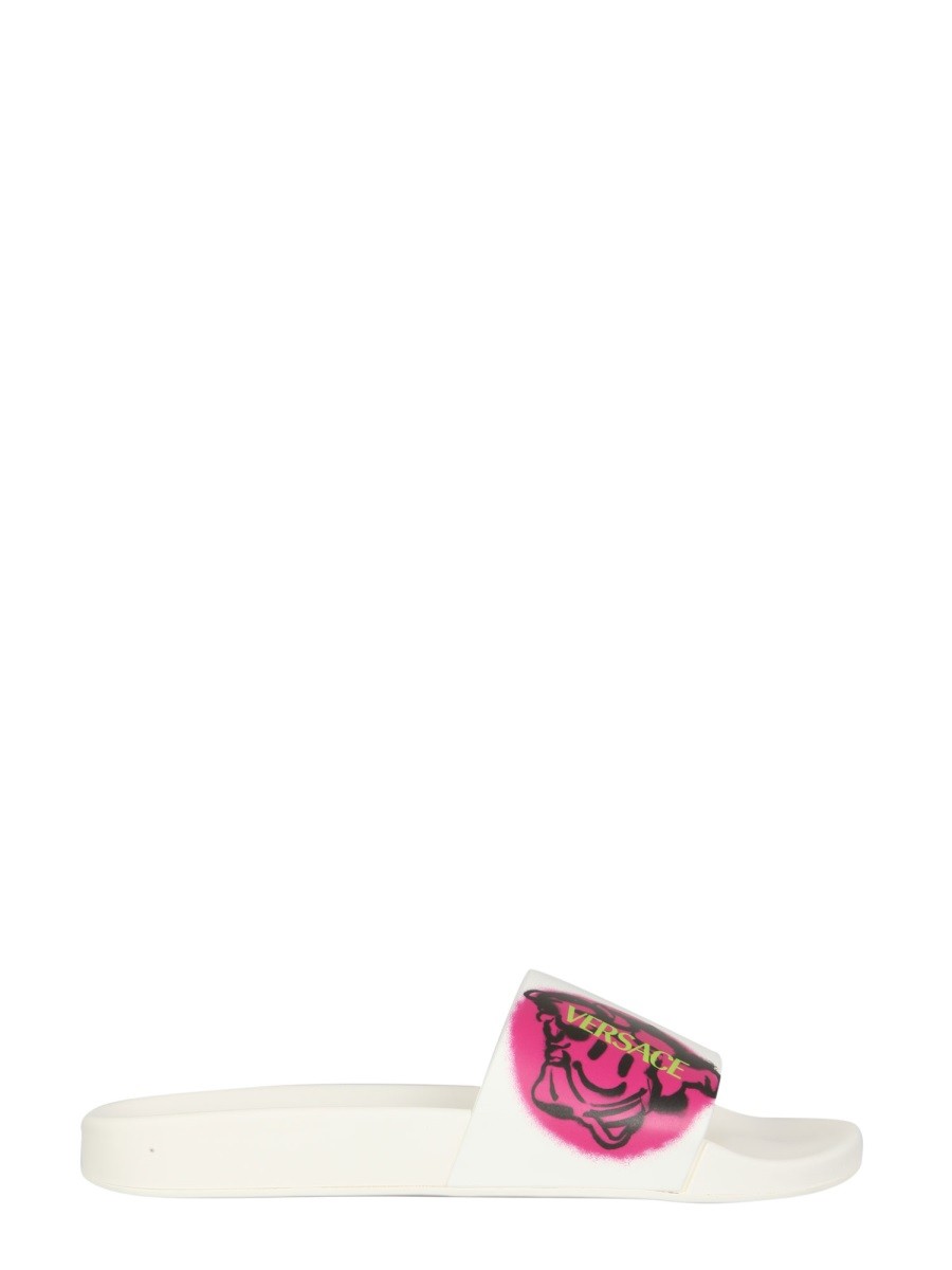 medusa-smiley-slide-sandals