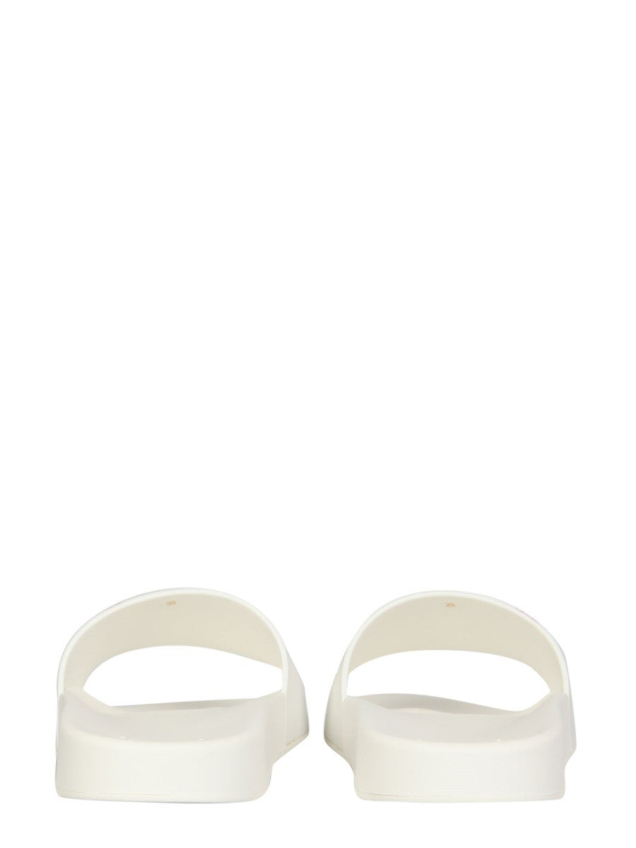 medusa-smiley-slide-sandals