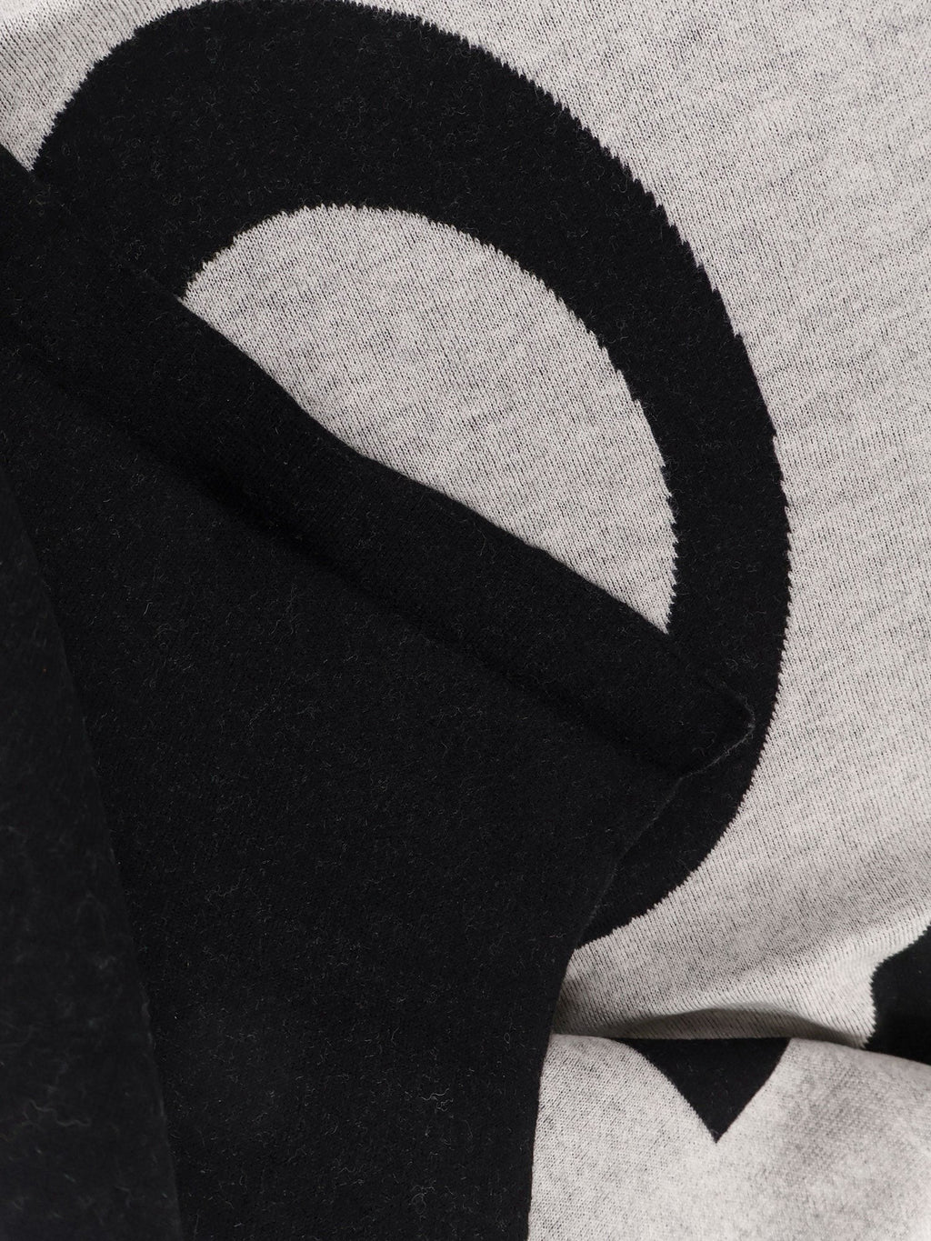 Pinko Merino wool scarf with printed logo