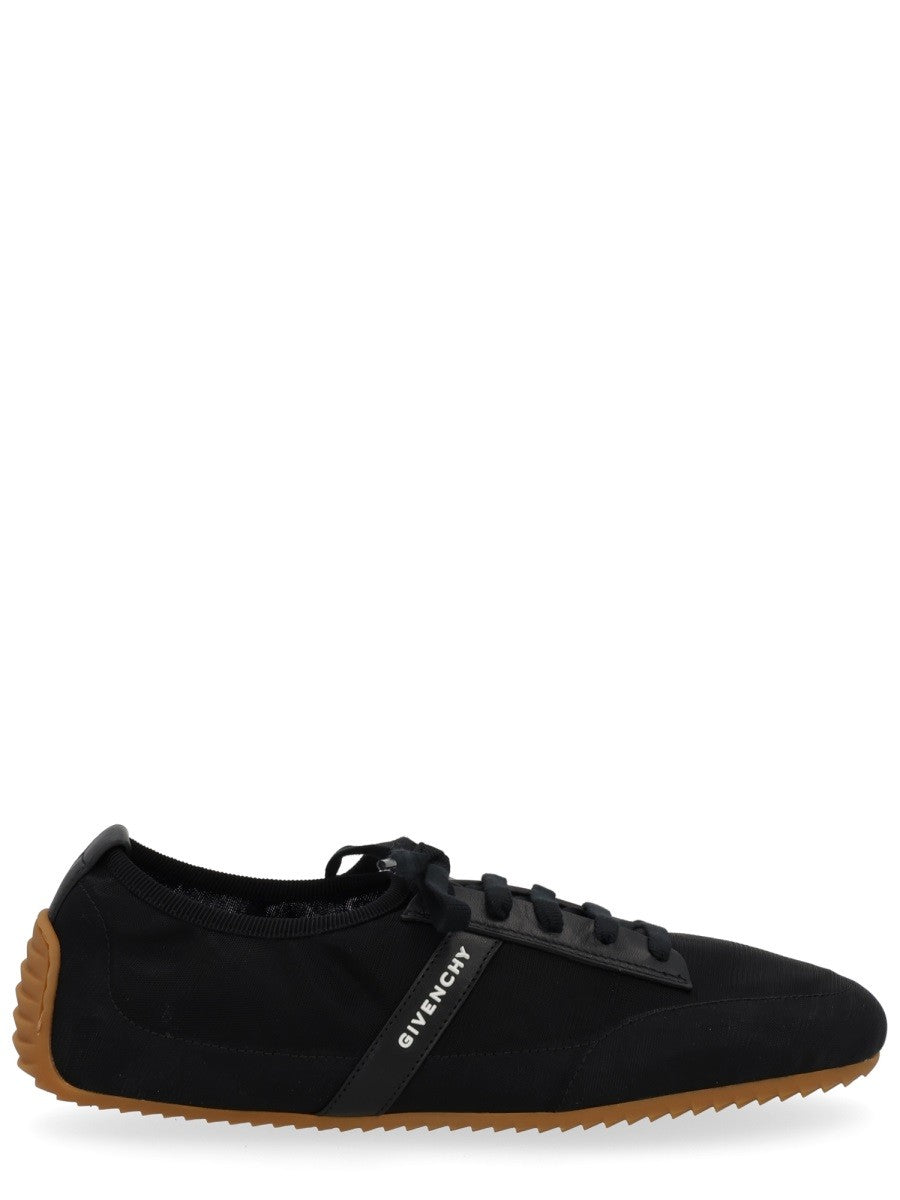 Givenchy MINIMAL "SLIM" SNEAKER
