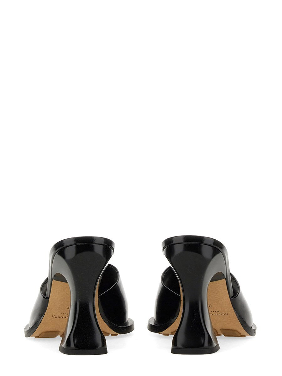 Bottega Veneta MULE "CHA-CHA"