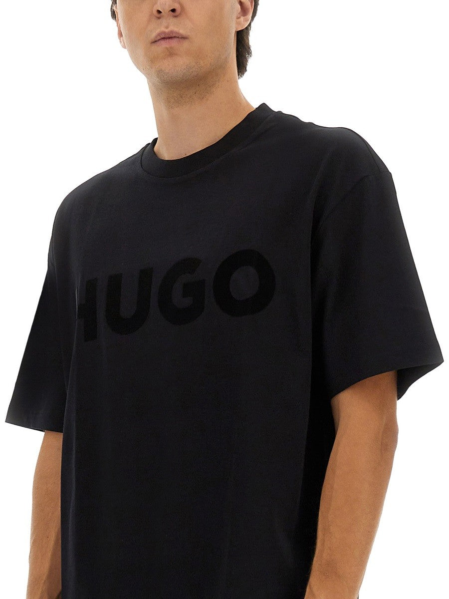 Hugo OVERSIZED LOGO T-SHIRT