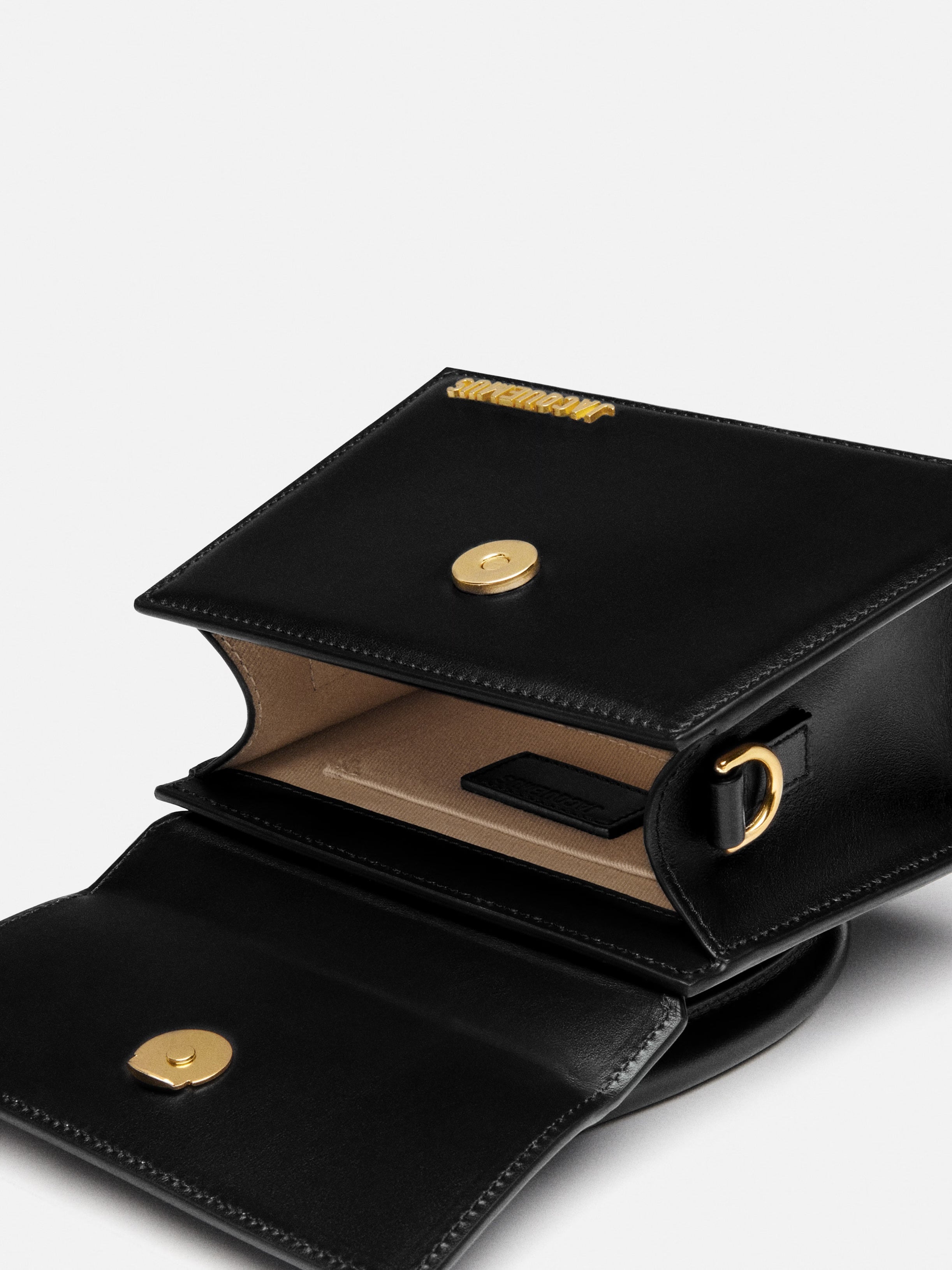 Jacquemus Woman Black Handbags