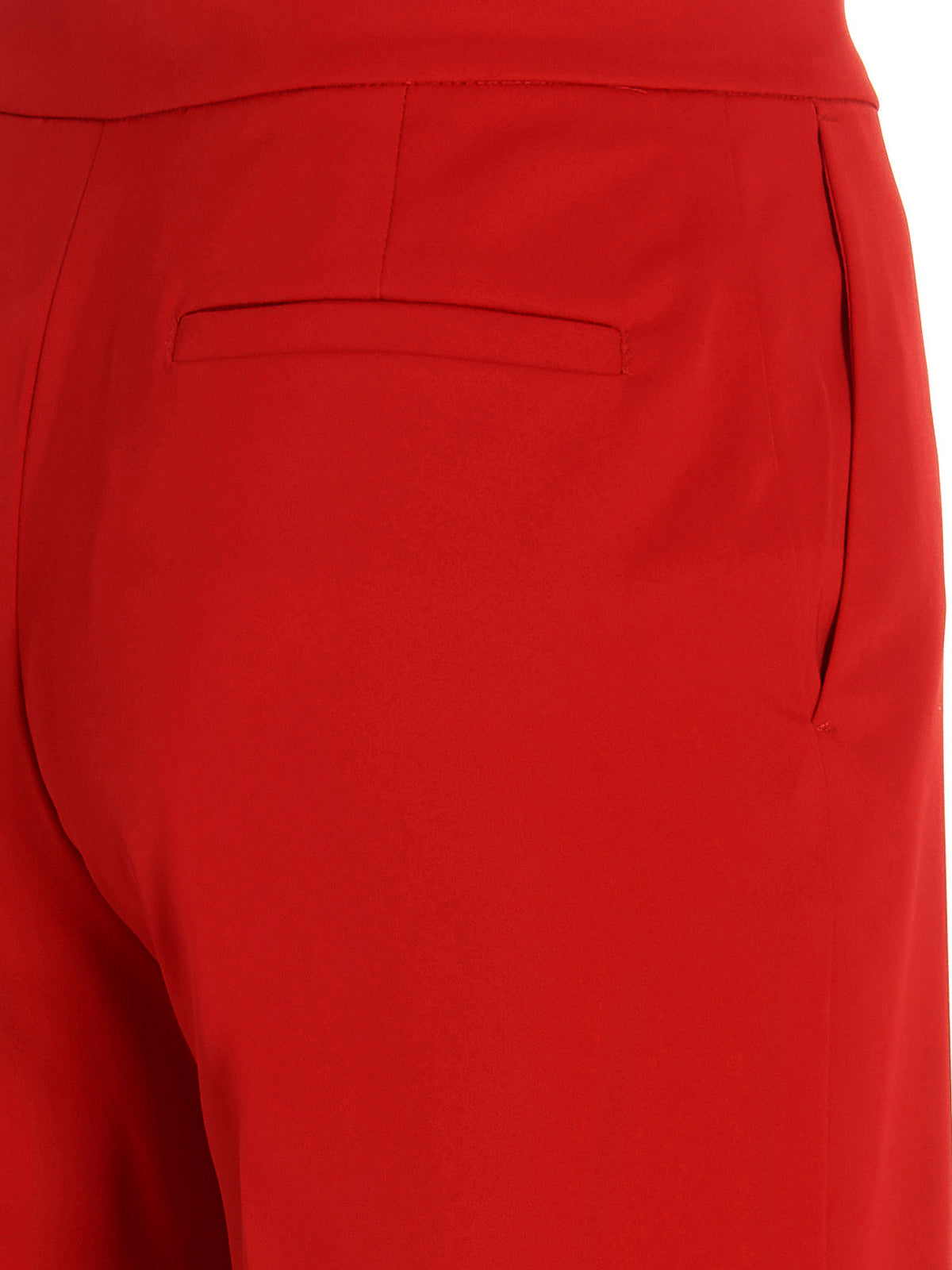 pinto pantaloni rossi