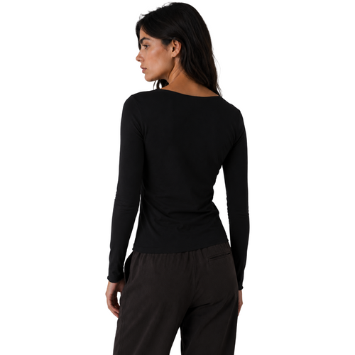 Alpha Studio Woman T-Shirt Sleeve Long Black