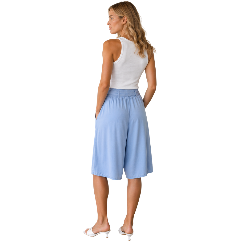 Patrizia Pepe Woman Shorts Ceramic Blue