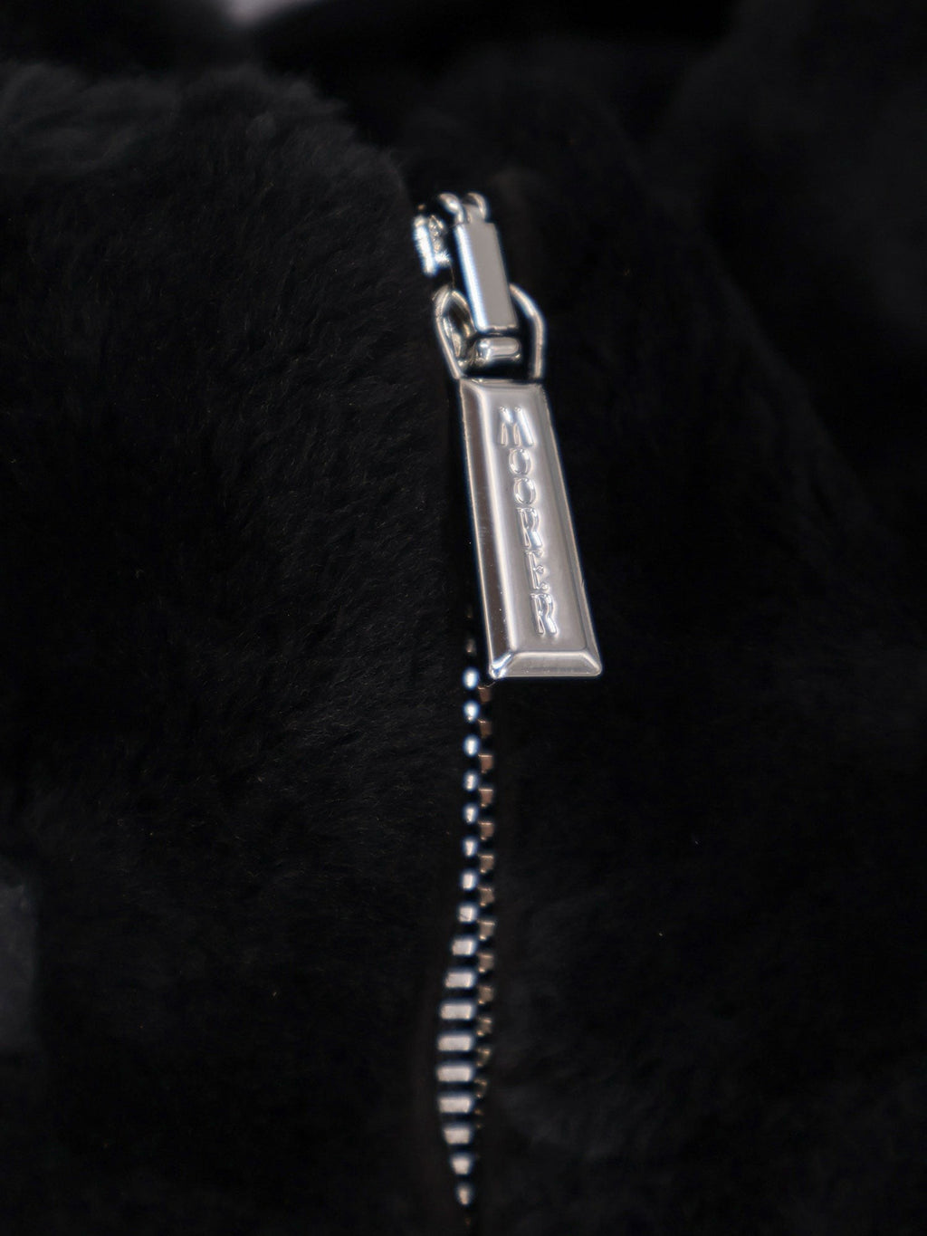 Moorer Raja shearling cape